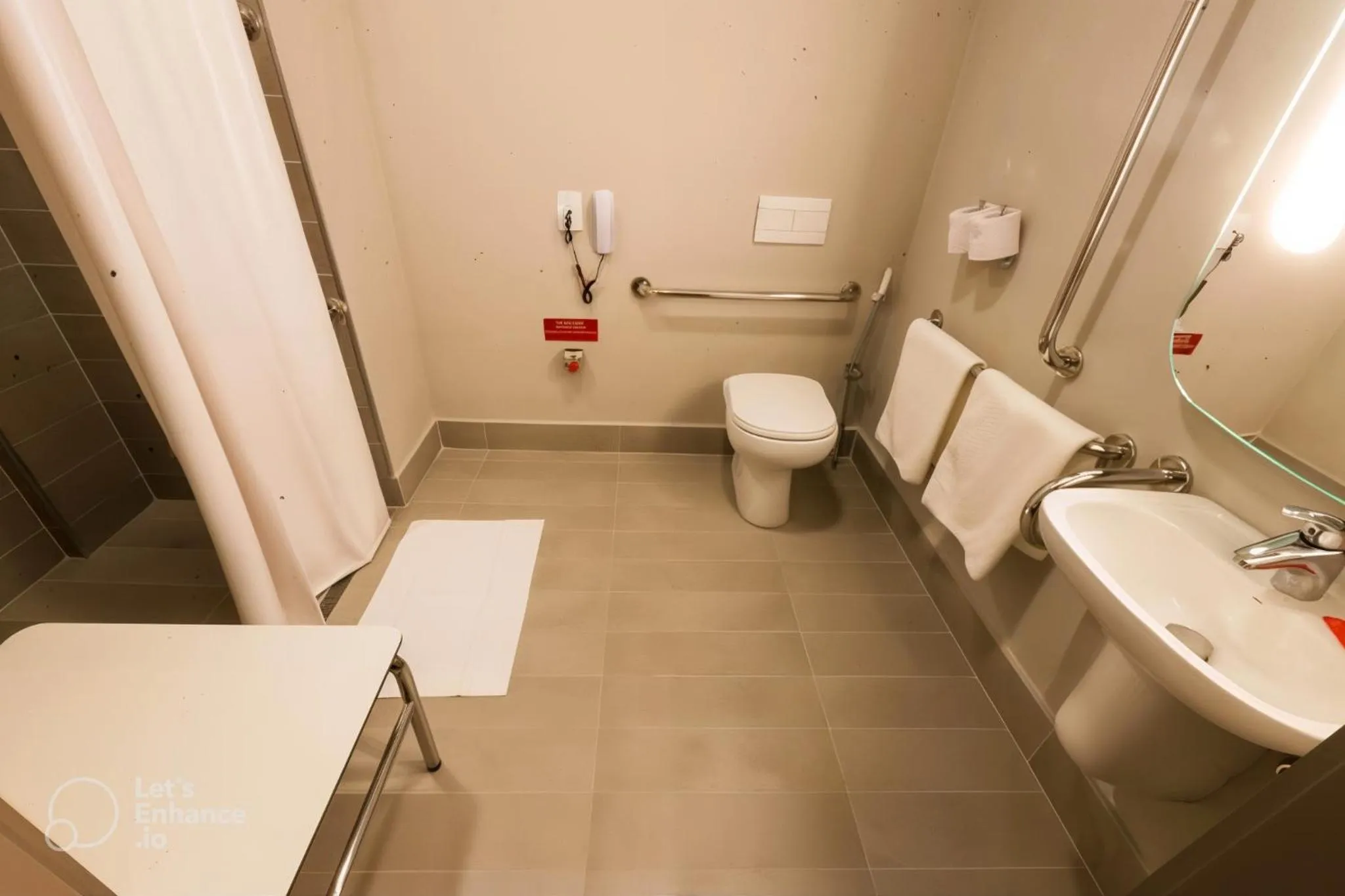 Bathroom in ibis Juazeiro do Norte