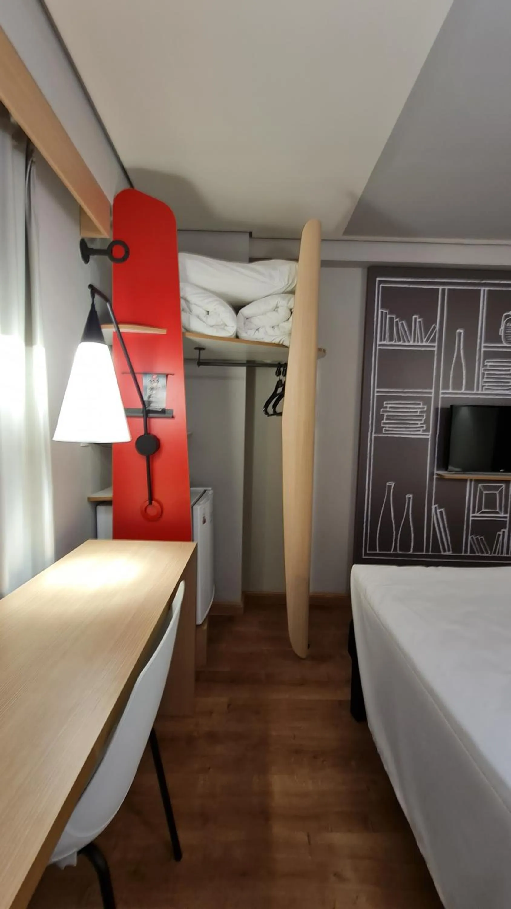 locker, Bed in ibis Juazeiro do Norte