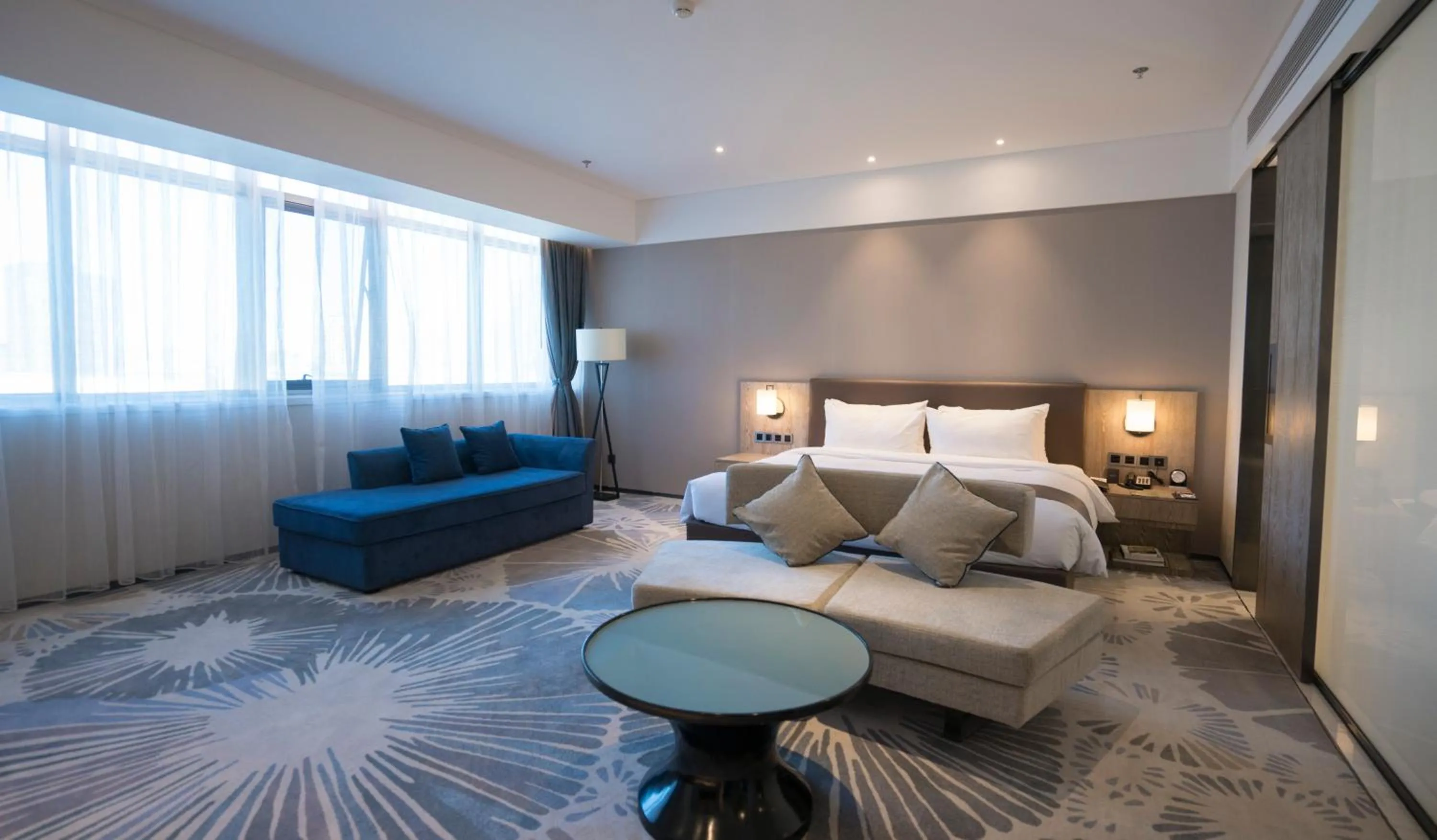 Bedroom, Bed in Mercure Panjin