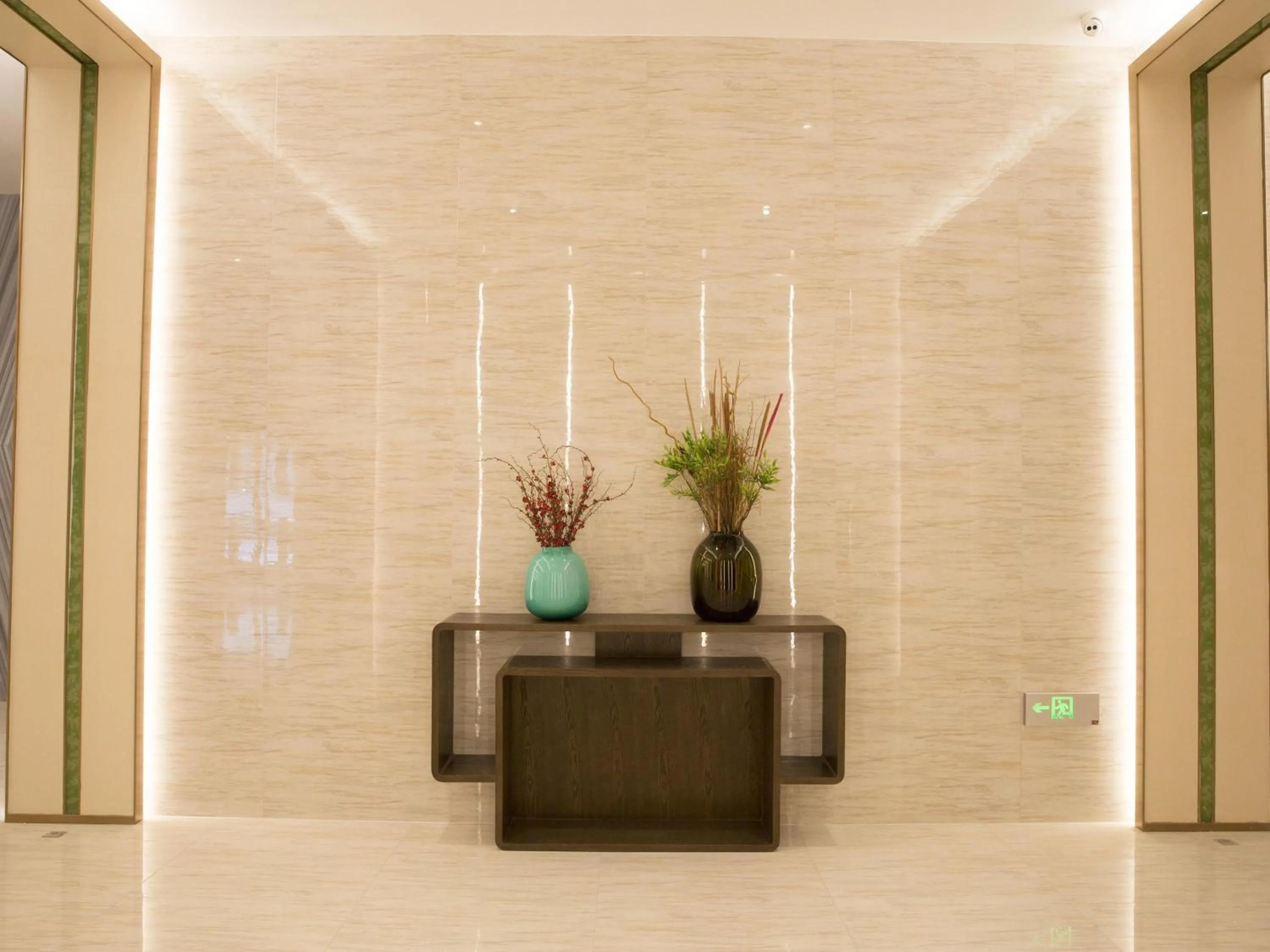 Lounge or bar in Mercure Panjin
