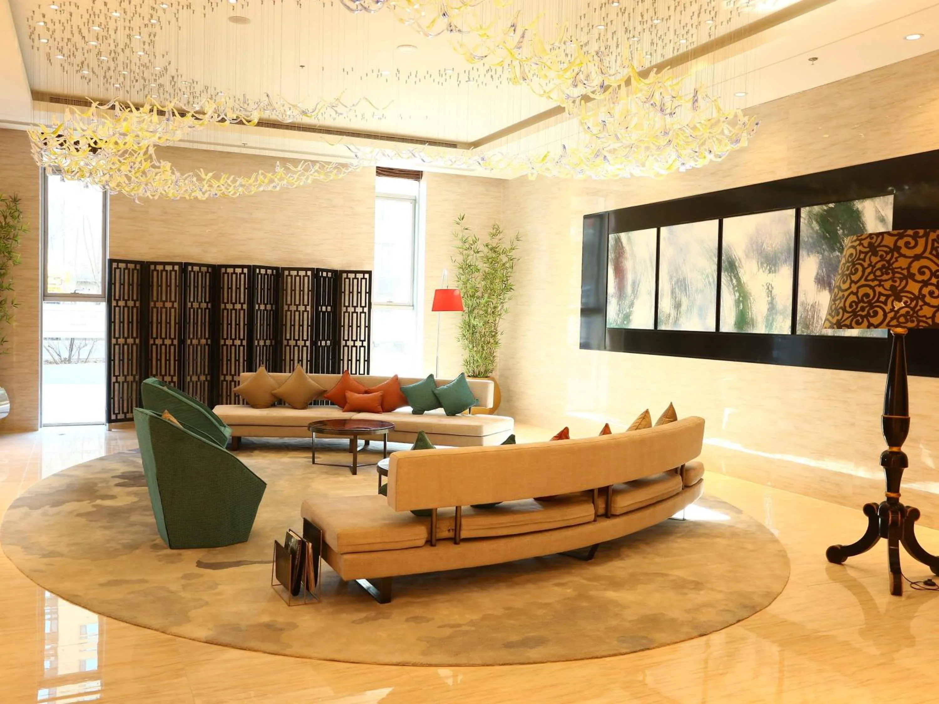 Lounge or bar in Mercure Panjin