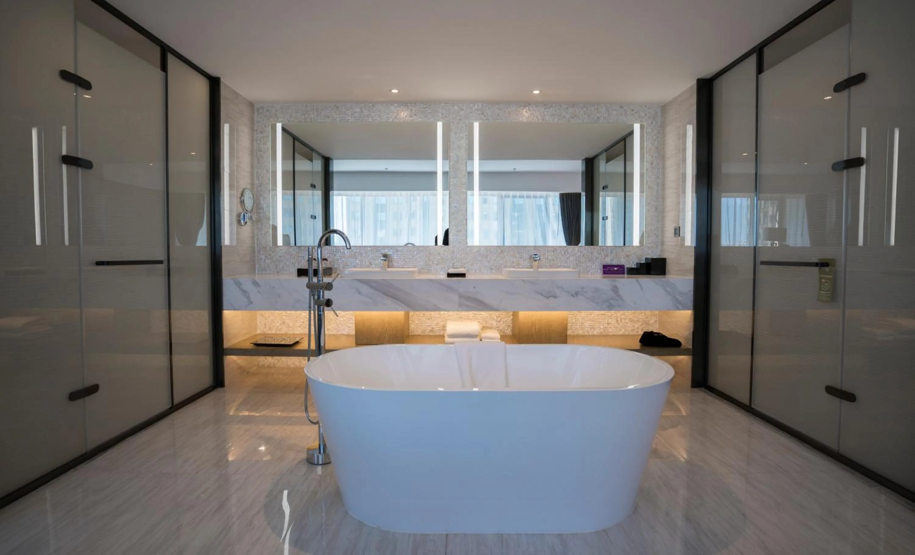Bath in Mercure Panjin