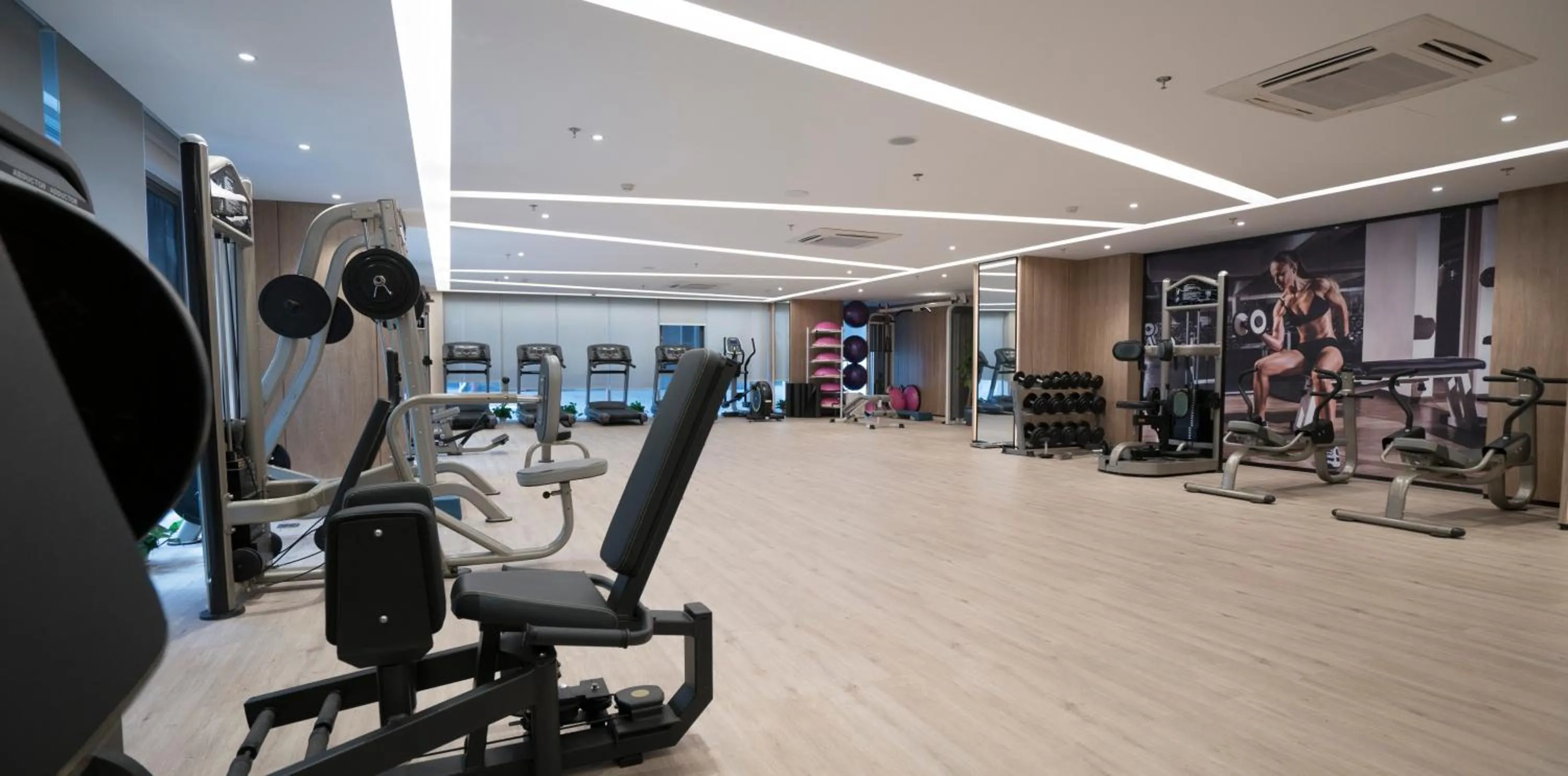 Fitness centre/facilities in Mercure Panjin