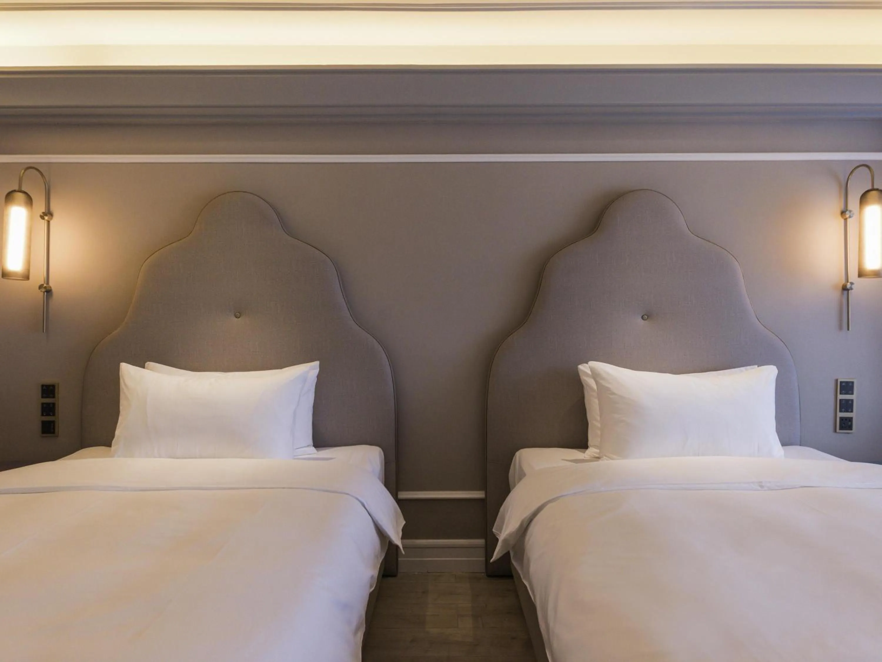 Bedroom, Bed in Mercure Xi'an Downtown