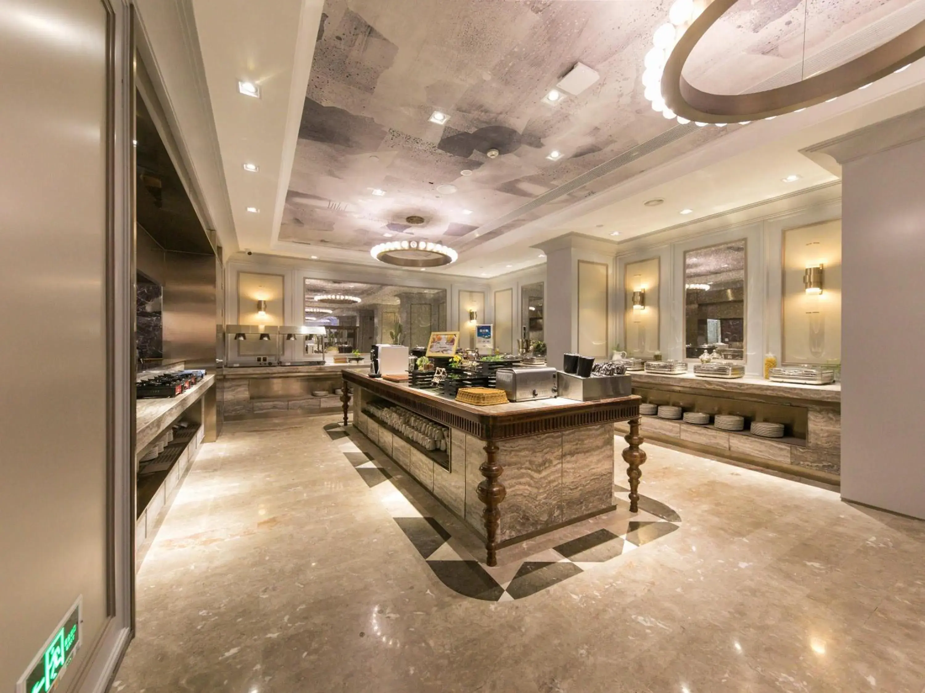 Restaurant/places to eat in Mercure Xi'an Downtown Restaurant/places to eat in Mercure Xi'an Downtown