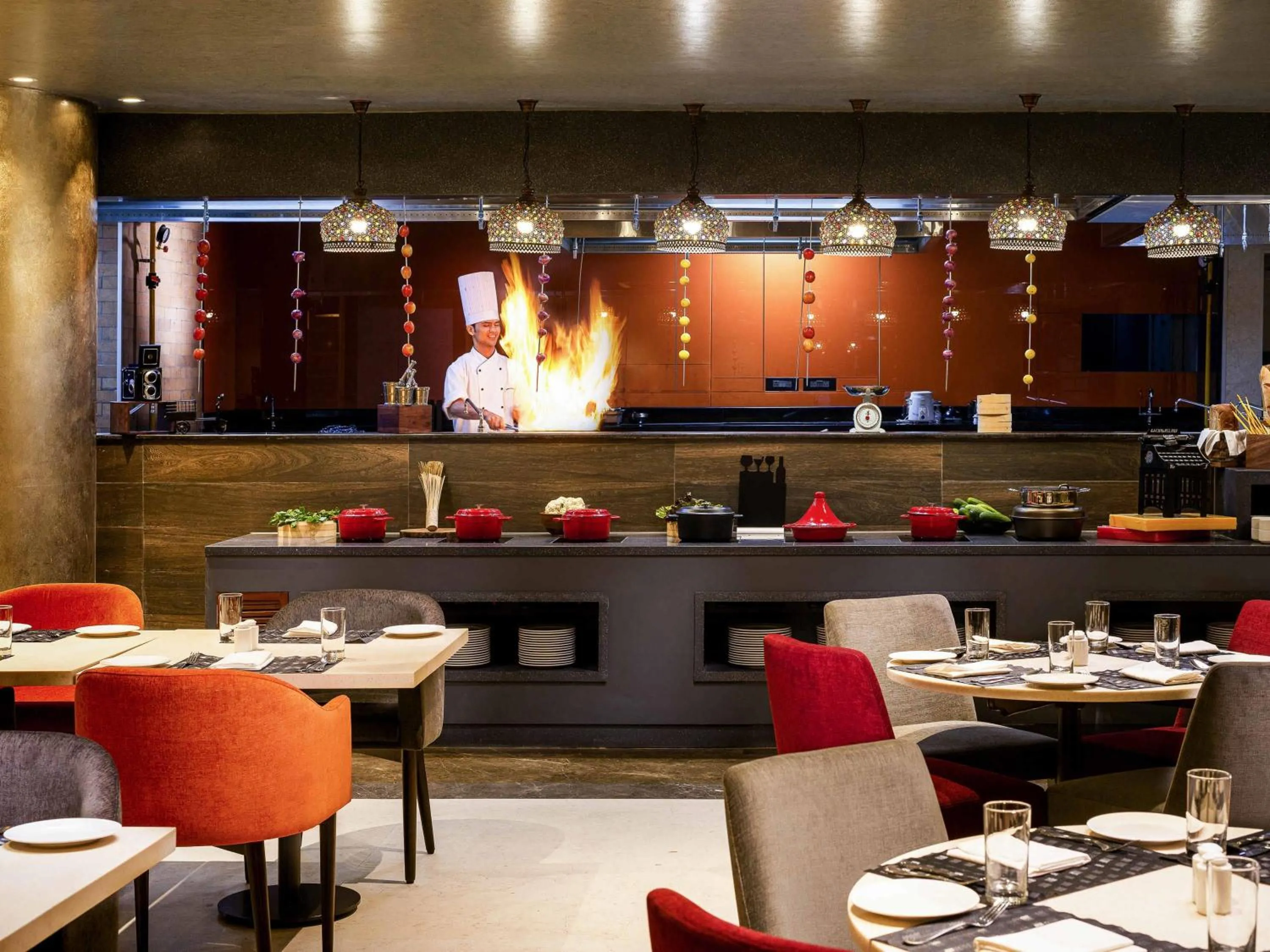 Restaurant/places to eat in Grand Mercure Bengaluru at Gopalan Mall - An Accor Brand