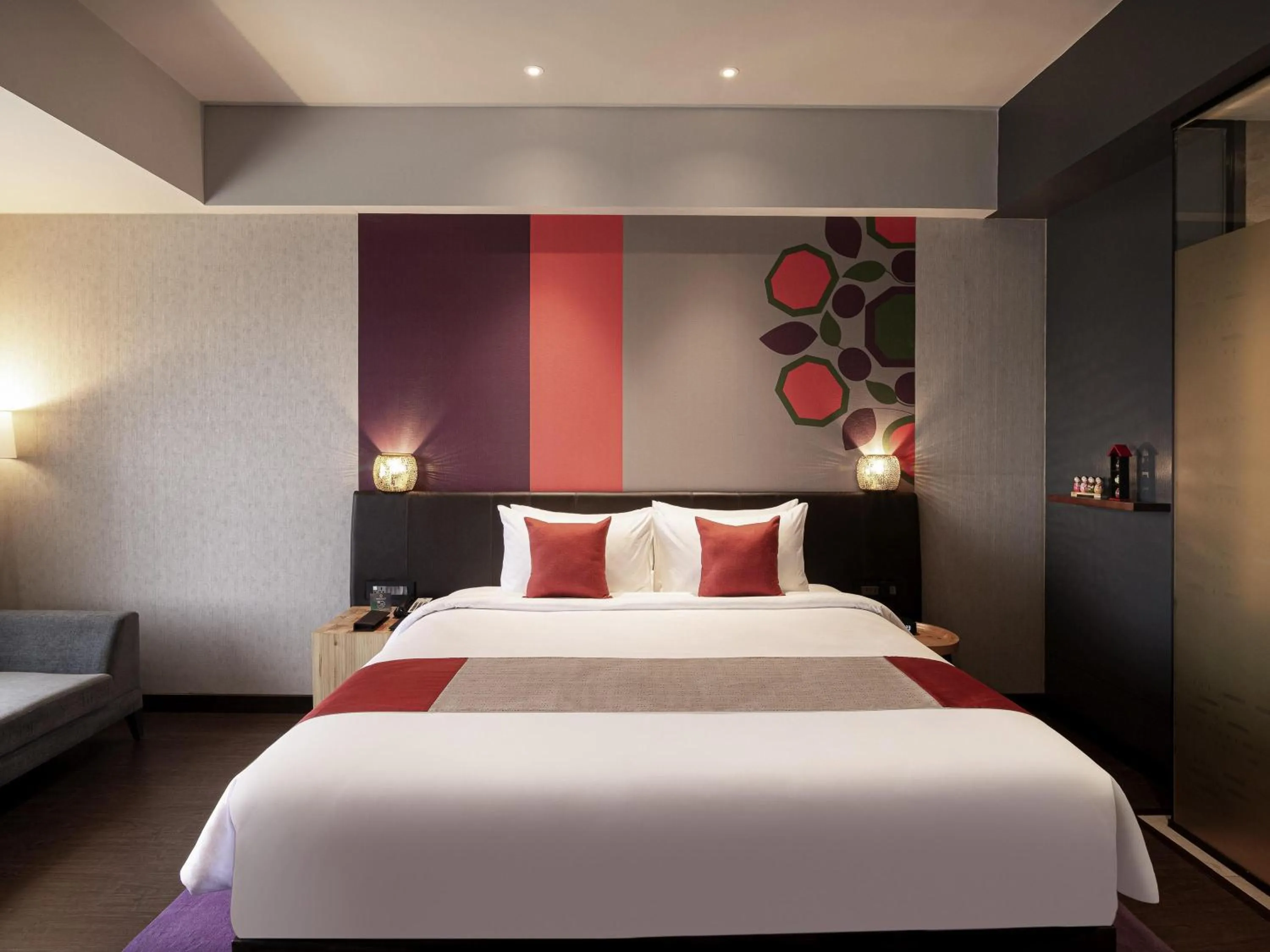 Bedroom, Bed in Grand Mercure Bengaluru at Gopalan Mall - An Accor Brand
