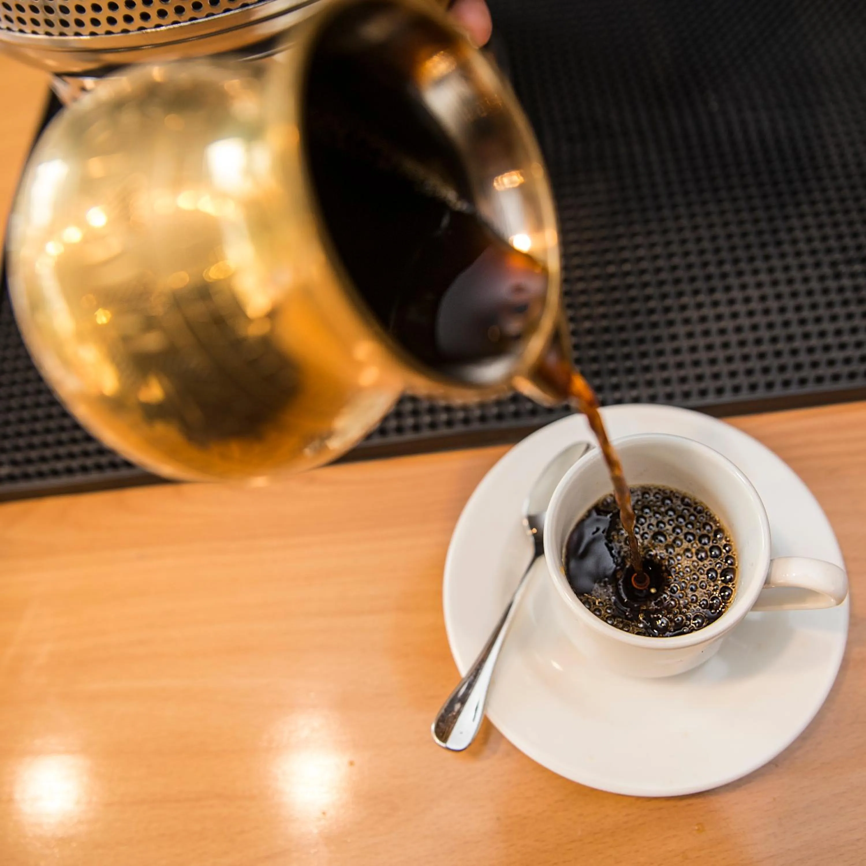 Coffee/tea facilities in Grand Mercure Bengaluru at Gopalan Mall - An Accor Brand