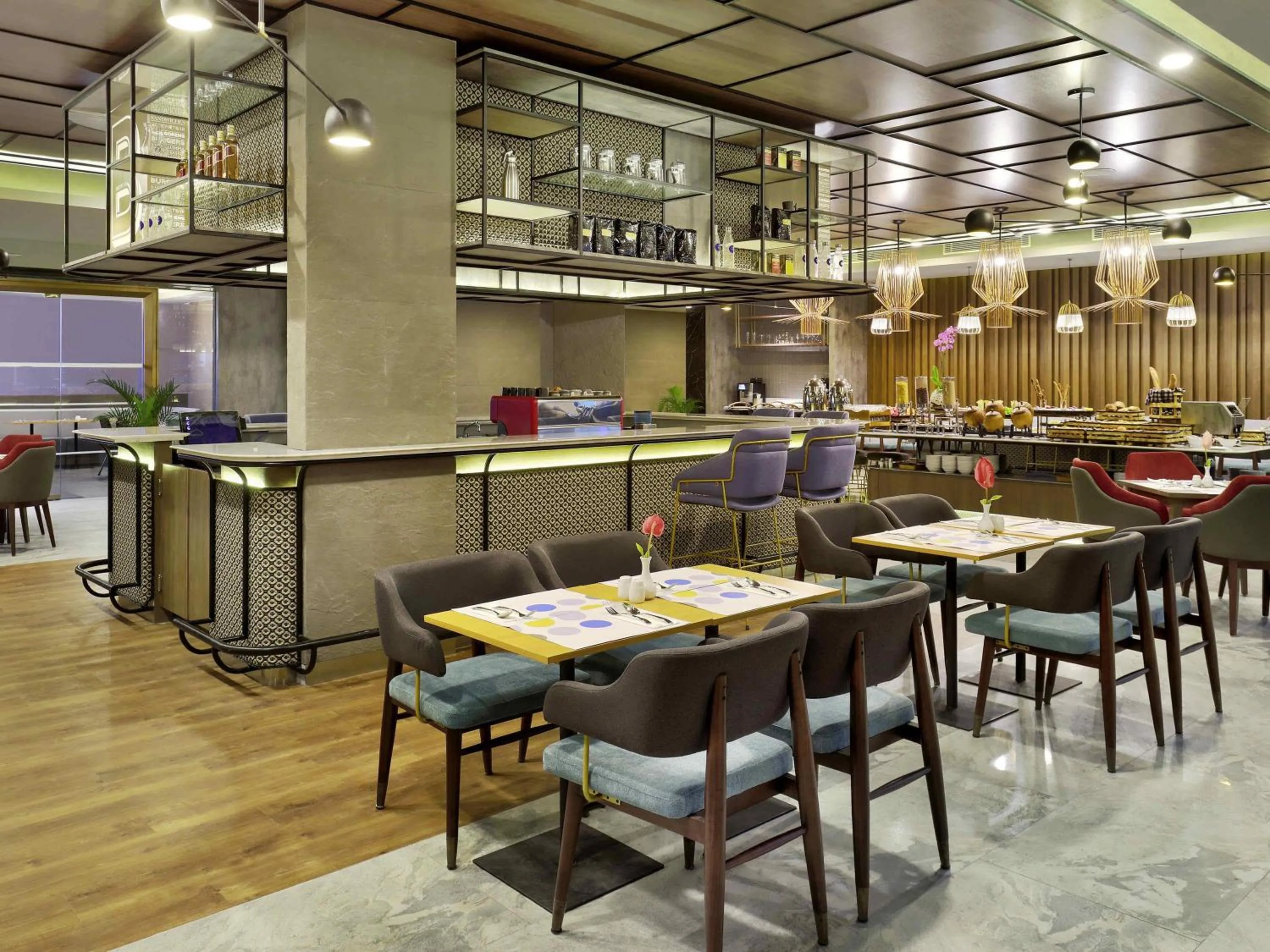 Restaurant/places to eat in Novotel Suites Yogyakarta Malioboro