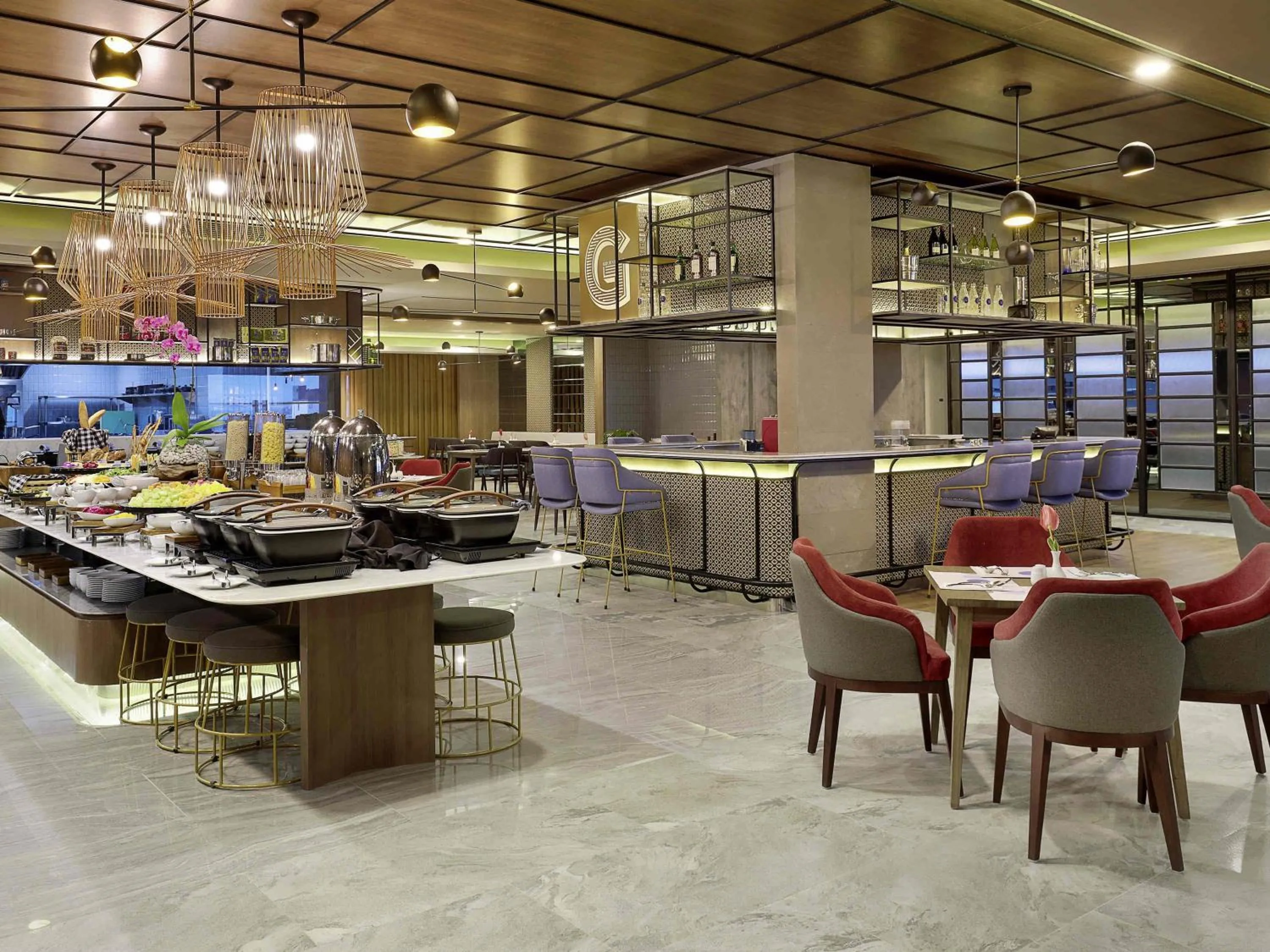 Restaurant/places to eat in Novotel Suites Yogyakarta Malioboro