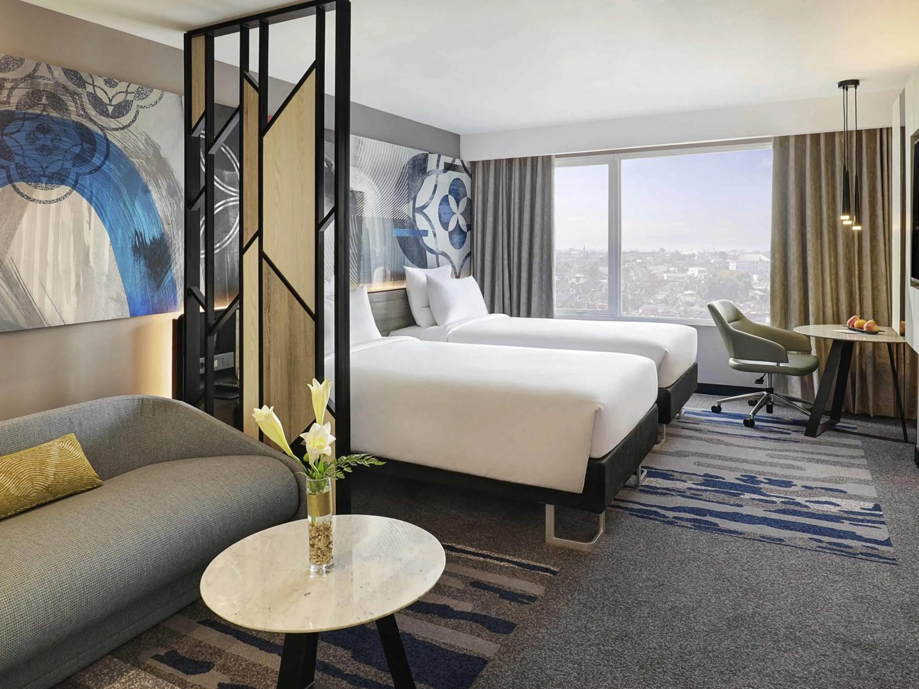 Bedroom, Bed in Novotel Suites Yogyakarta Malioboro