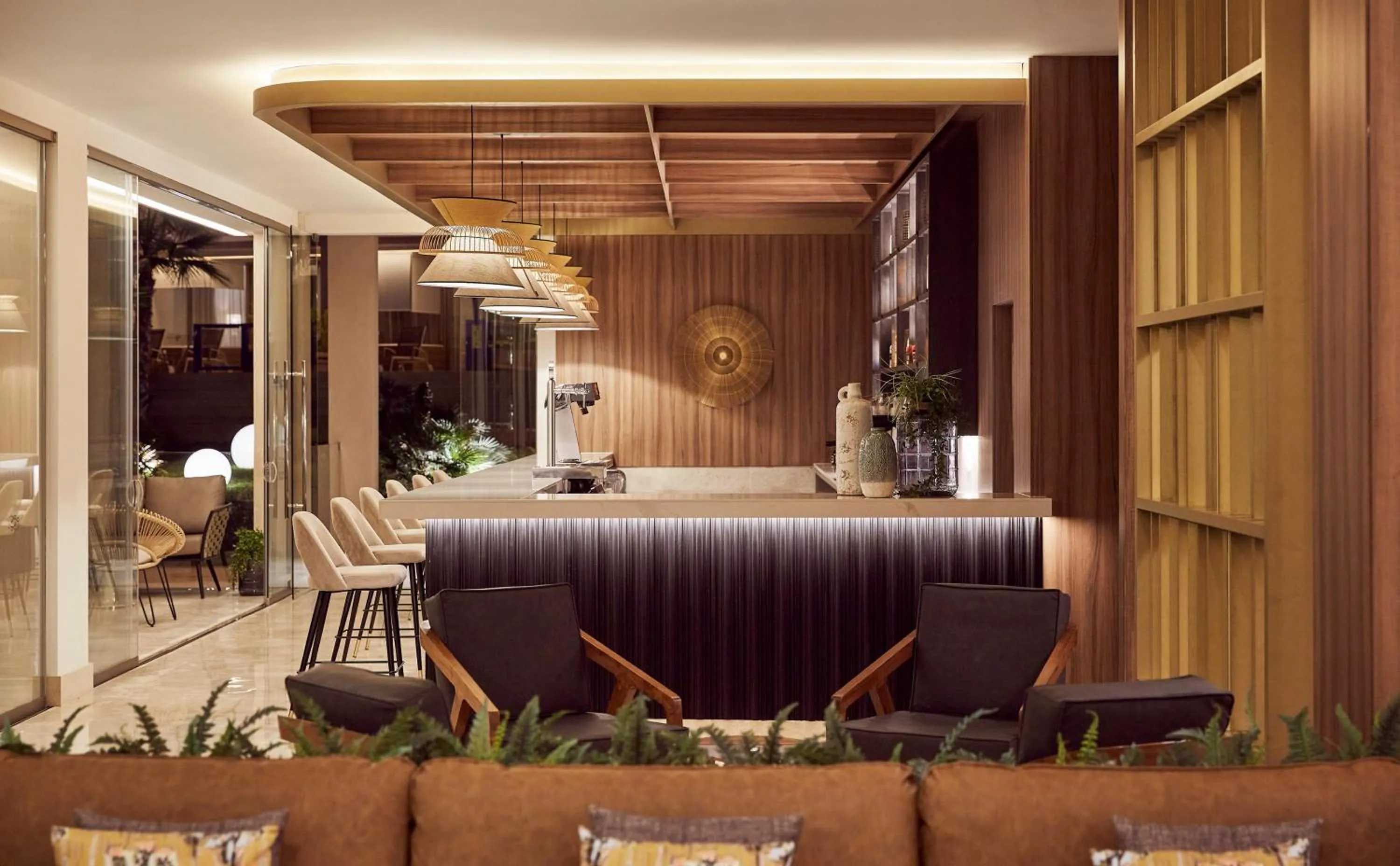 Lounge or bar in Zafiro Palace Andratx