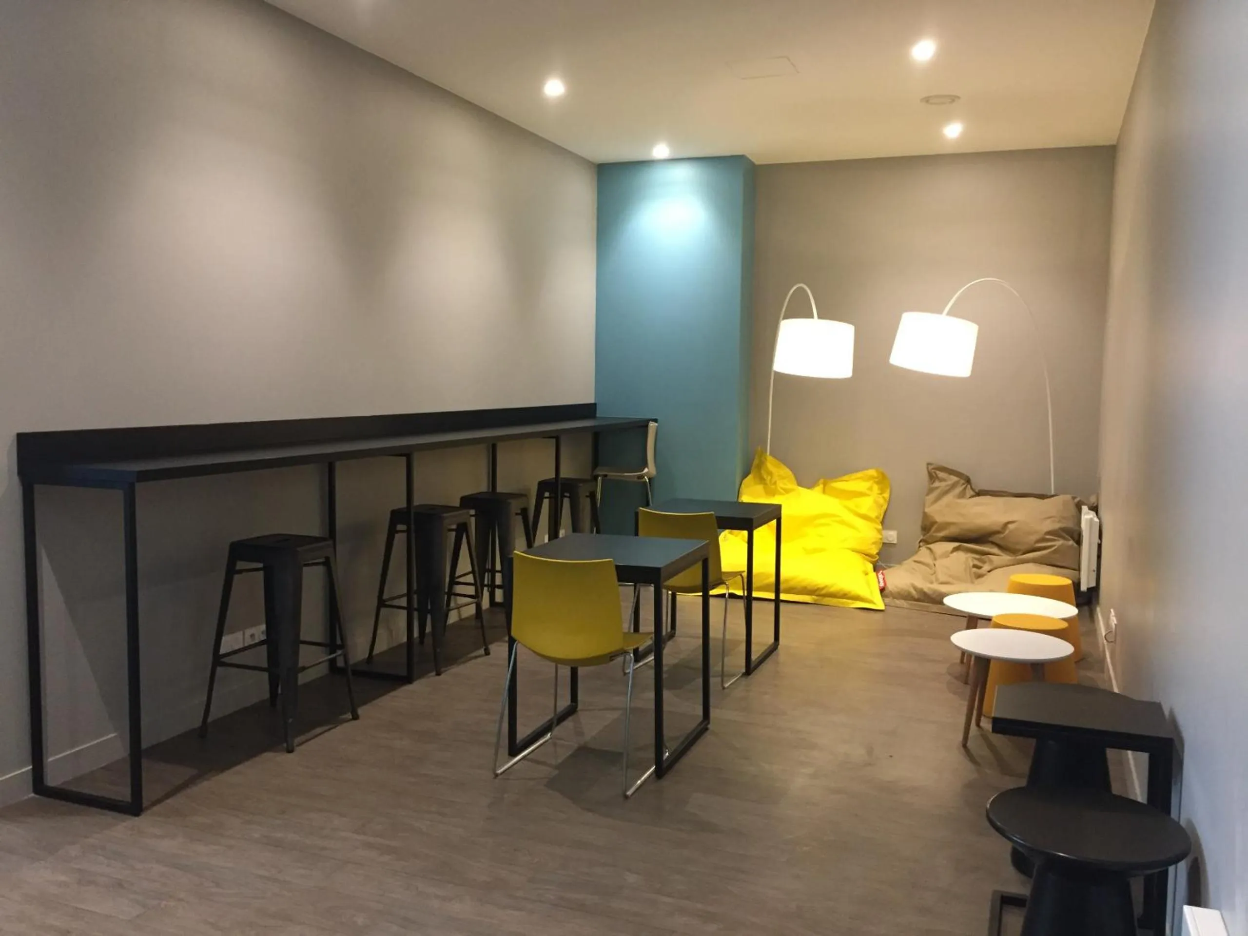 Other in Twenty Business Flats Maisons Alfort Les Juilliottes