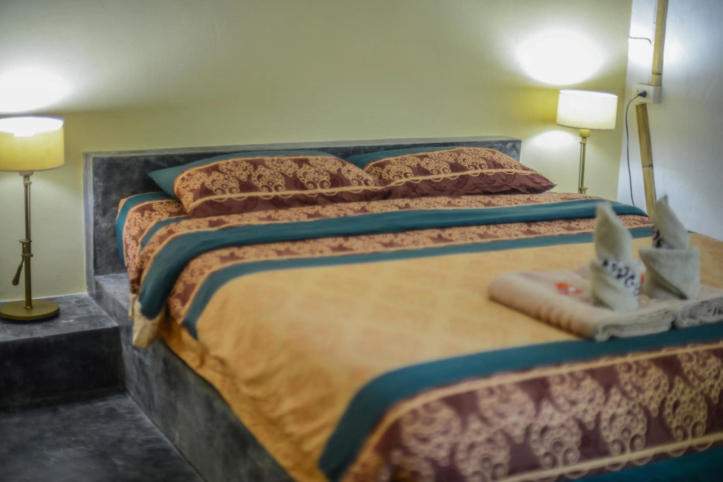 Bed in Sairee View Resort