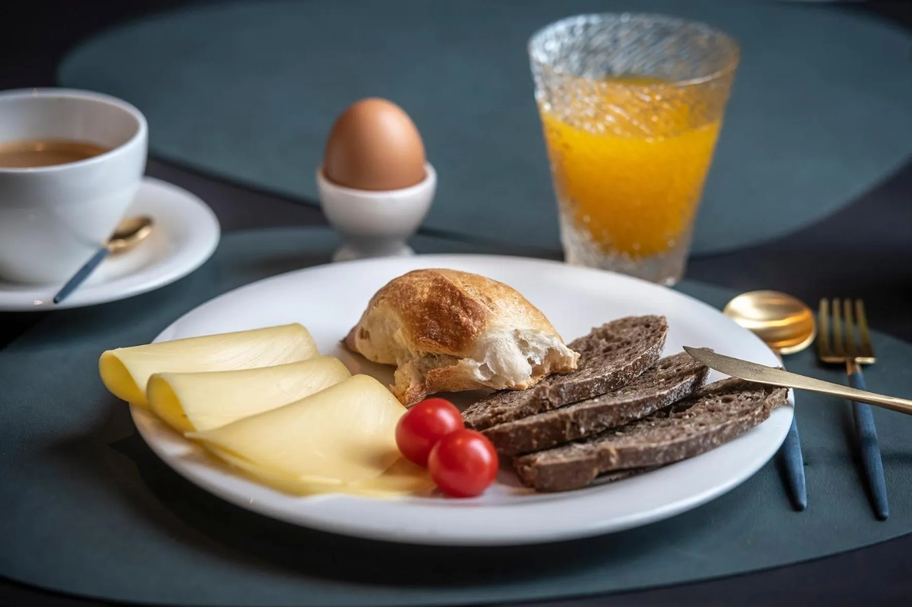 Breakfast in Bed & Breakfast Jezuietenplein 21