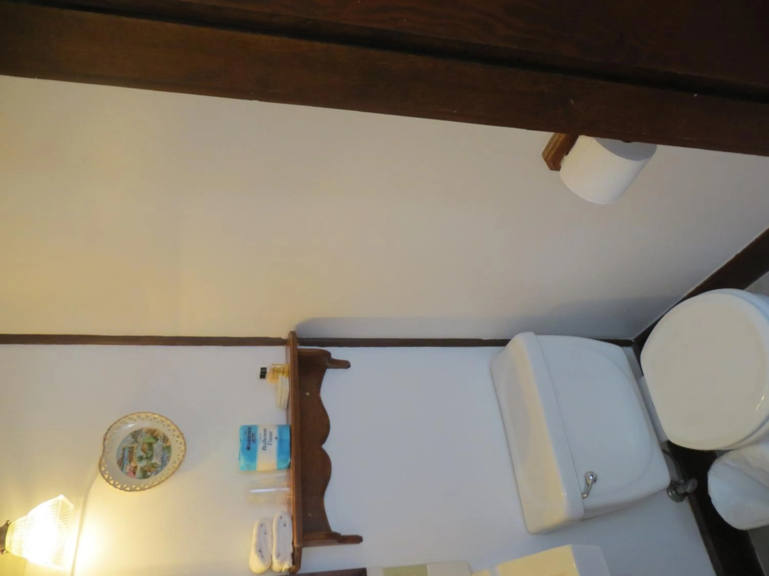 Bathroom in Northland Lodge