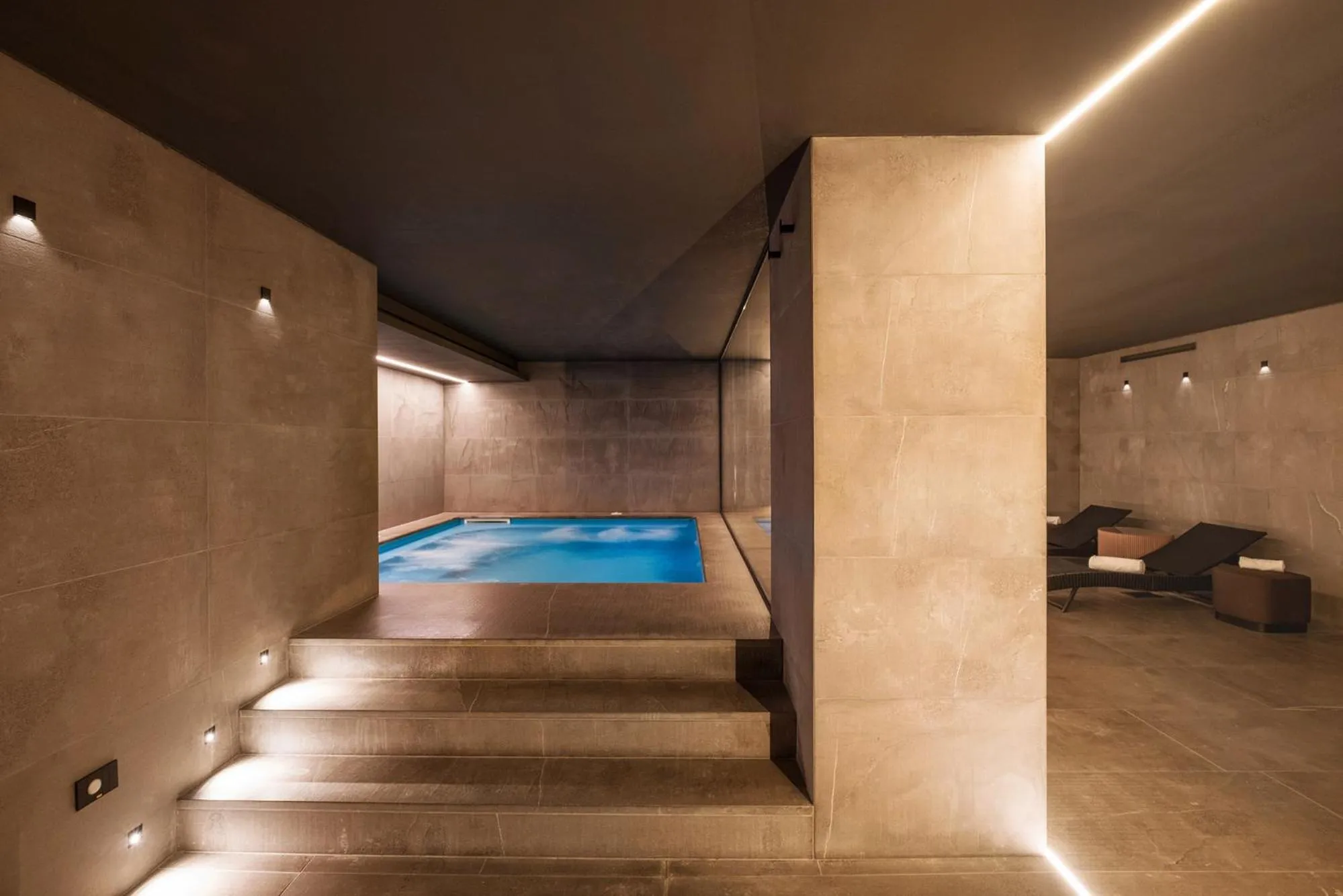 Hot Tub in Eurostars Matera La Suite