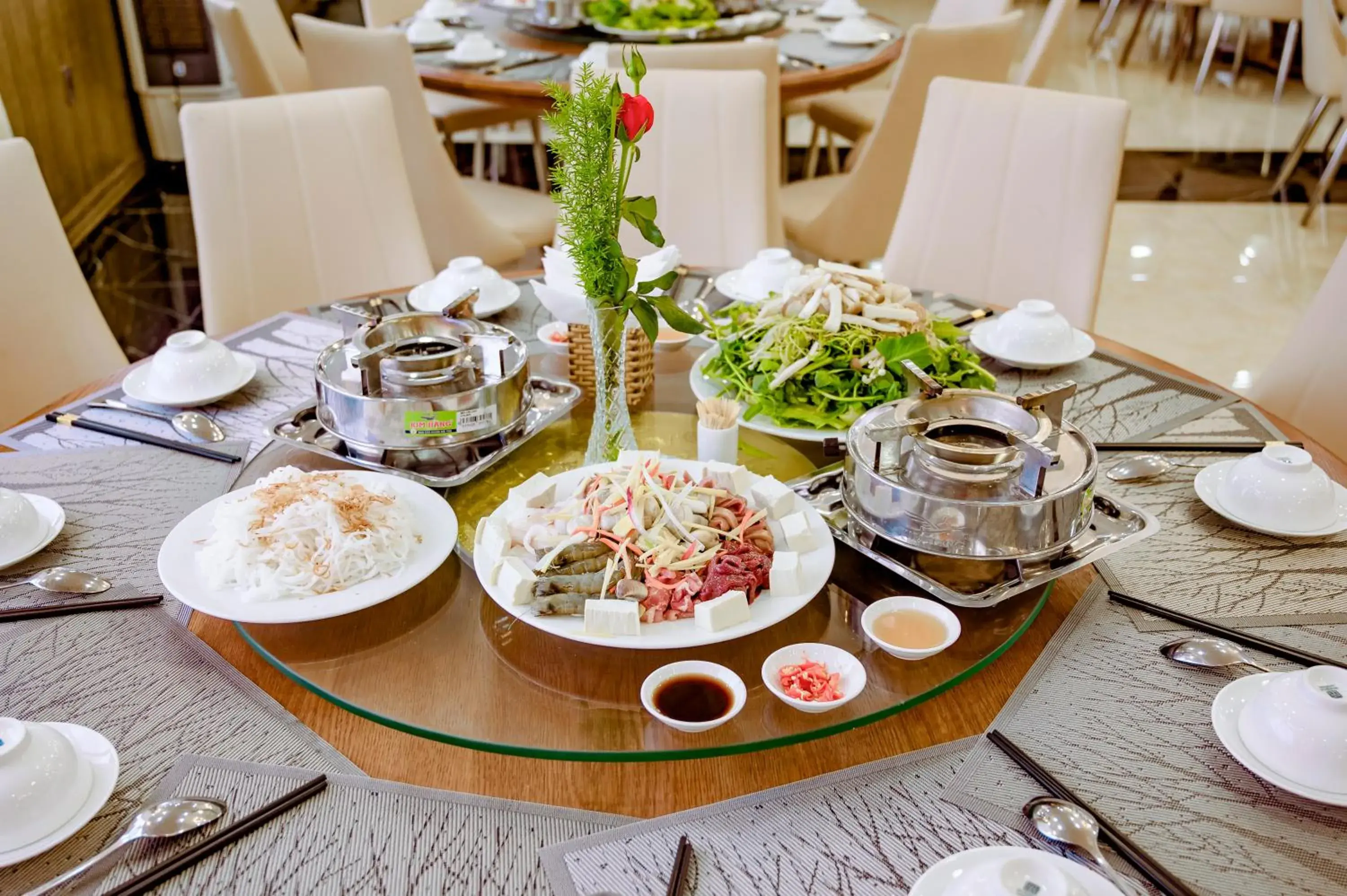 Food and drinks in Queen T&T Dalat Hotel Food and drinks in Queen T&T Dalat Hotel