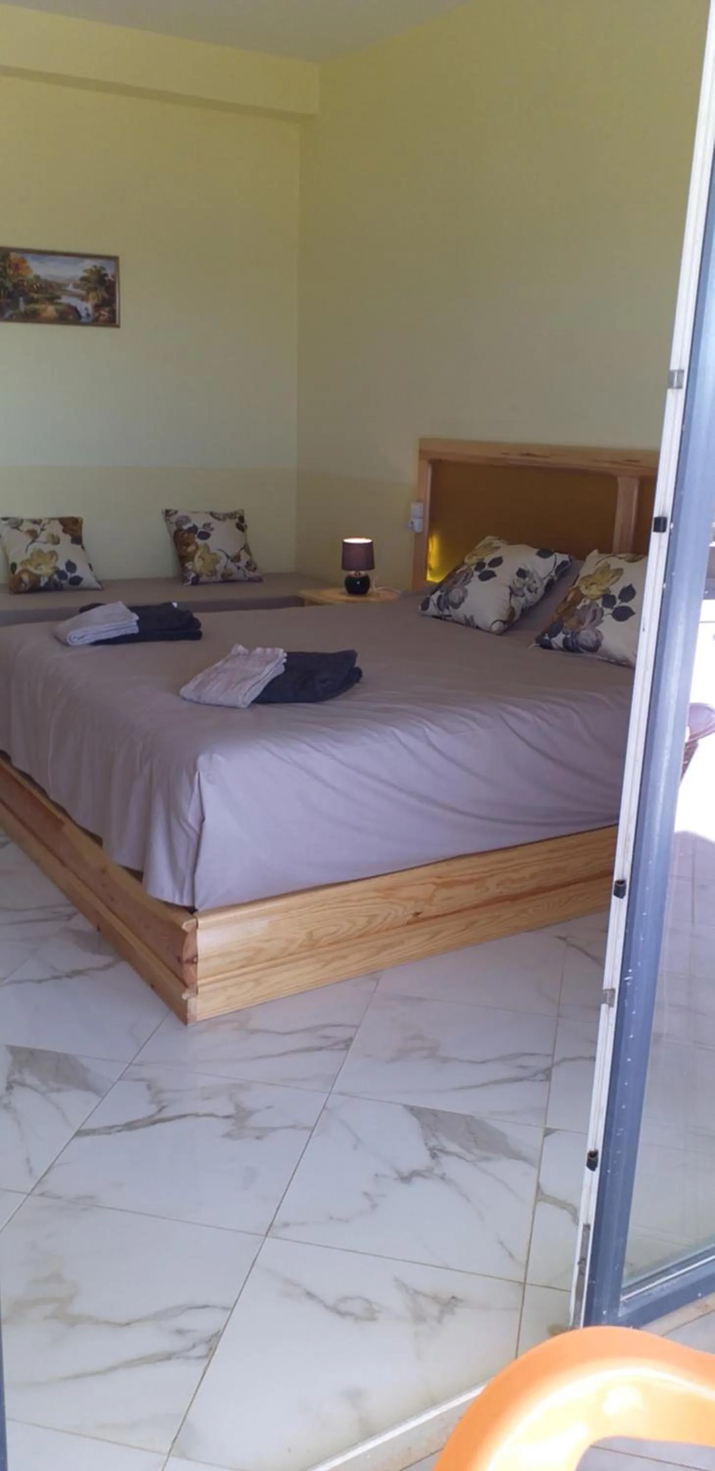 Bed in MAISON D’HÔTE LES TORTUES -