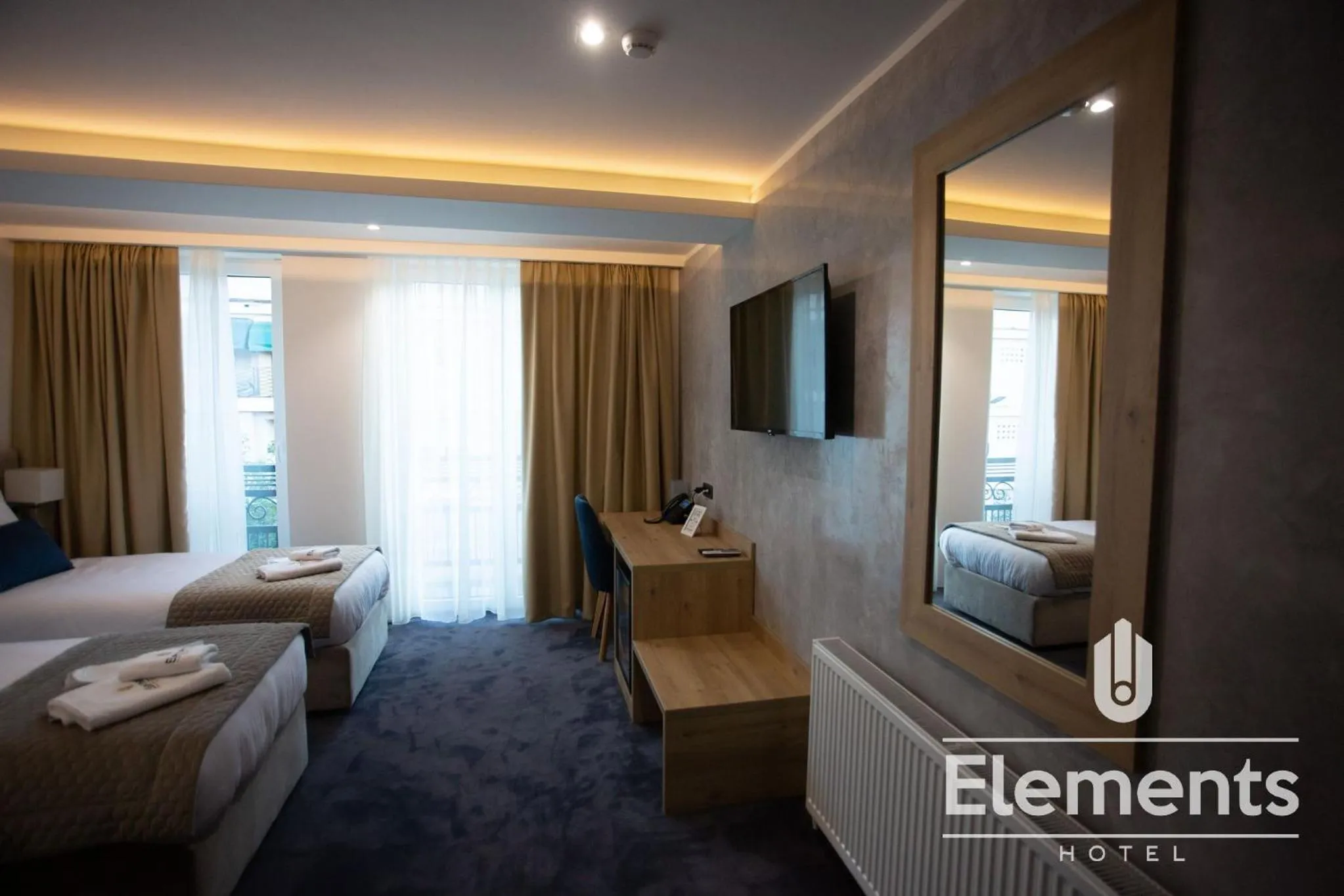 TV and multimedia, Bed in Hotel Elements