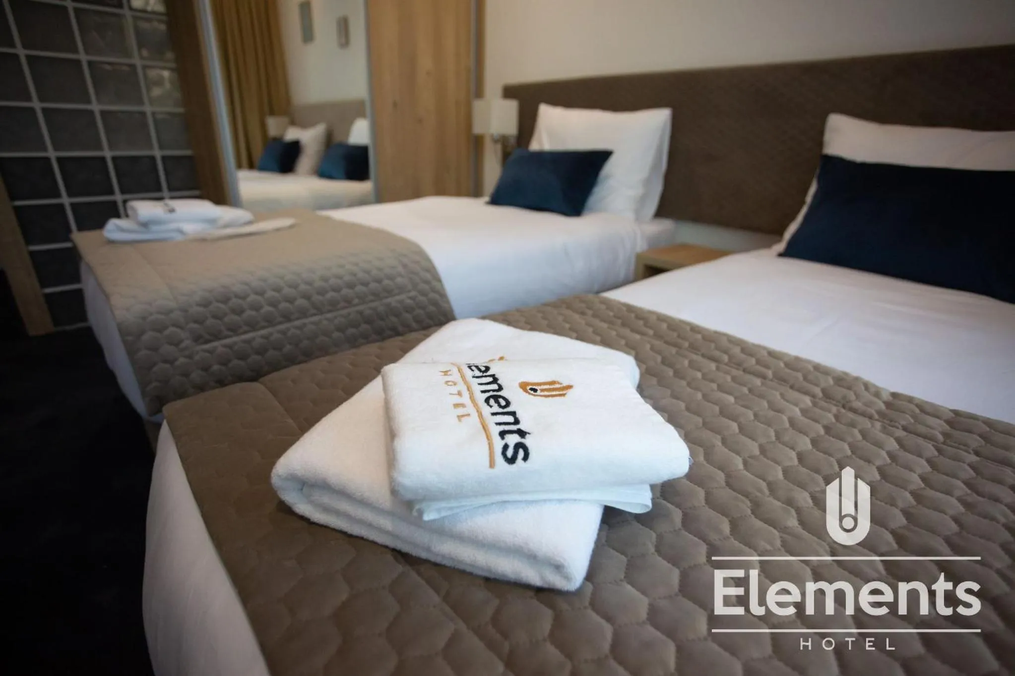 Bed in Hotel Elements