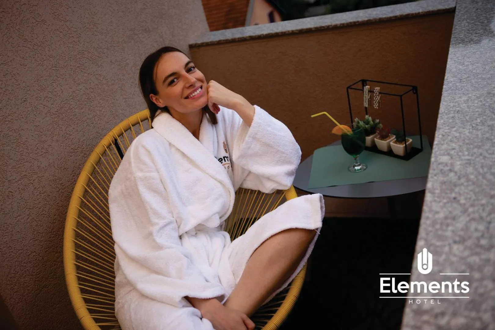 People in Hotel Elements