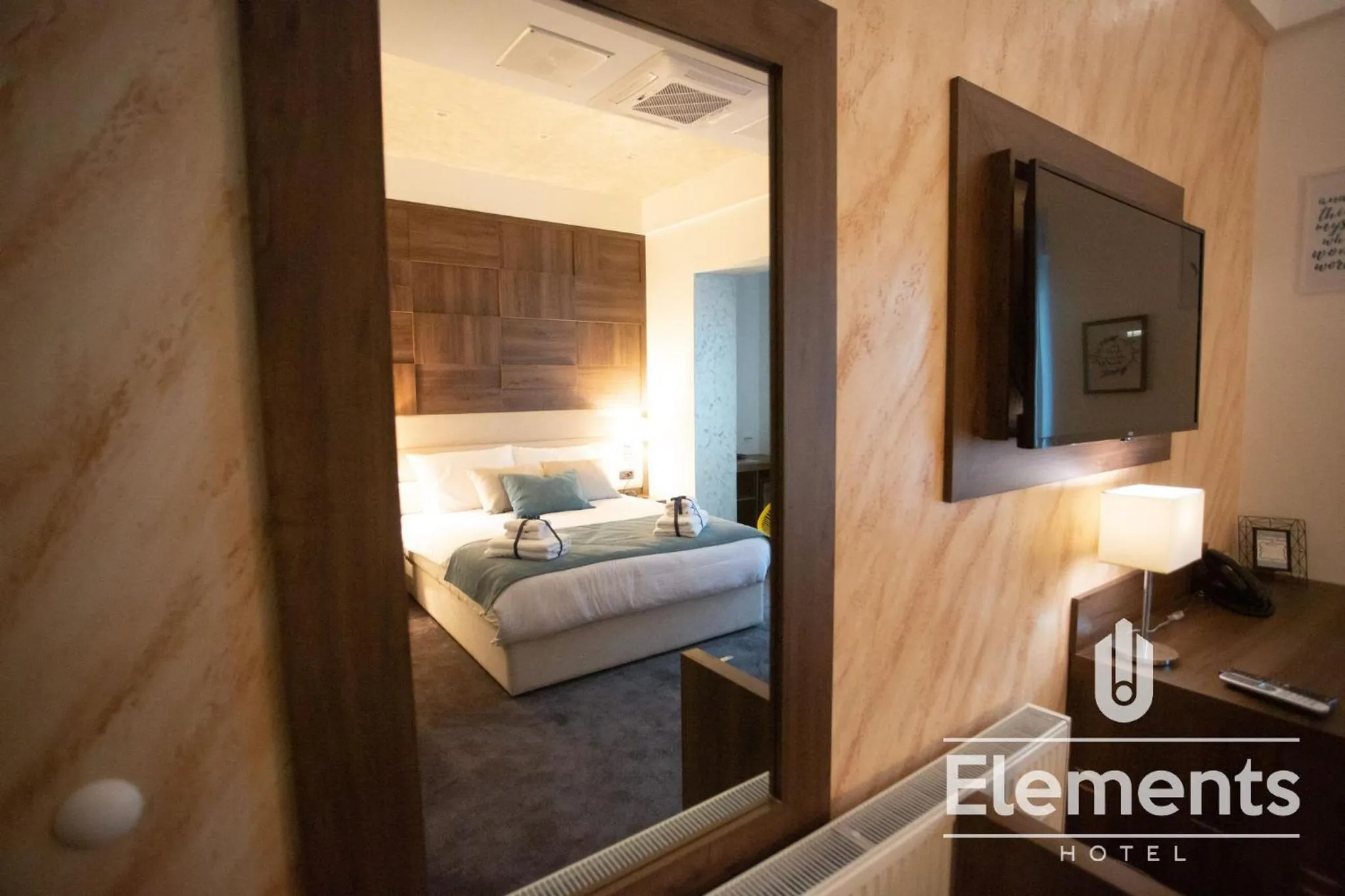 Bedroom, Bed in Hotel Elements