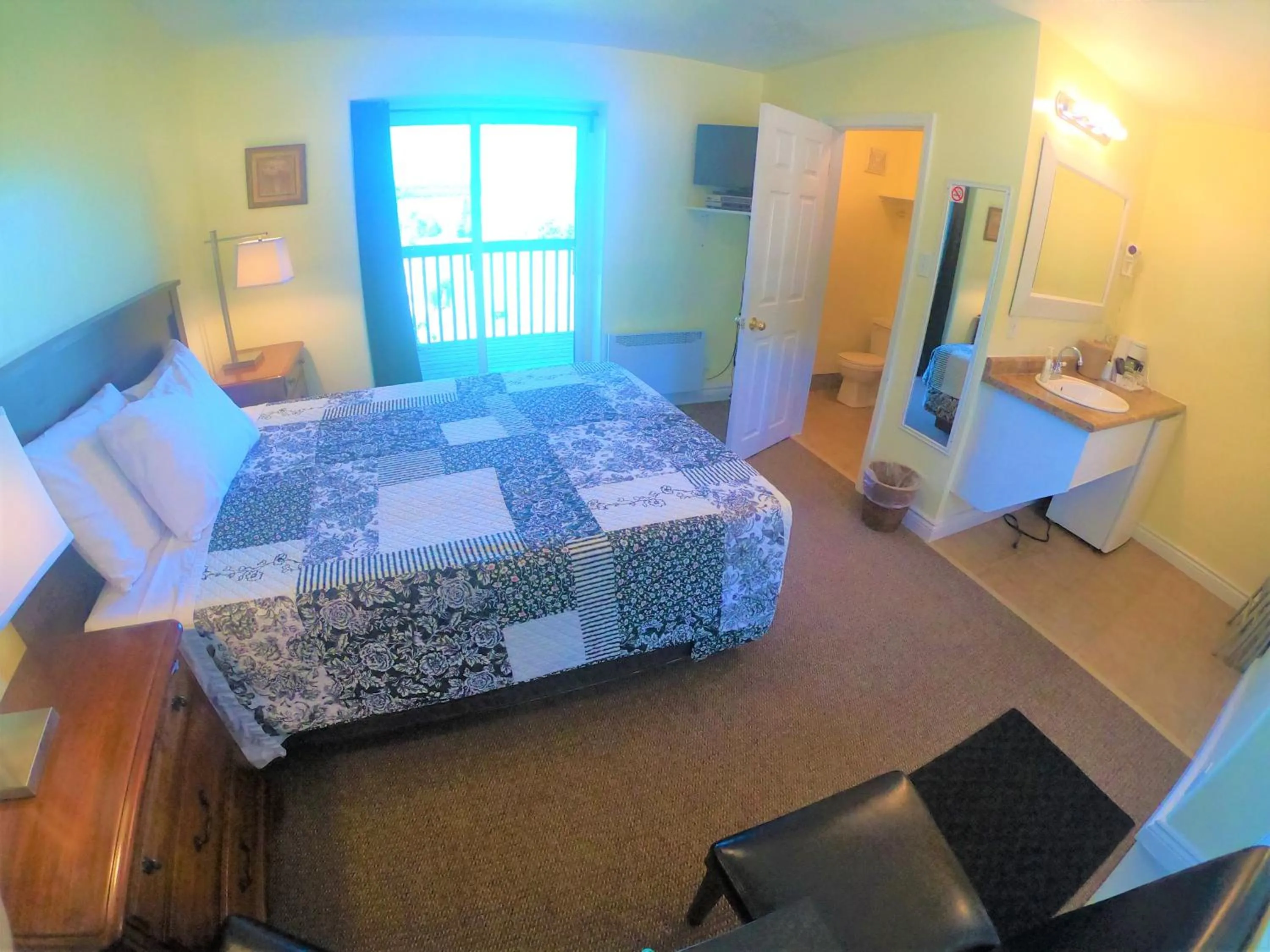 Bed in Waterview On The Bay