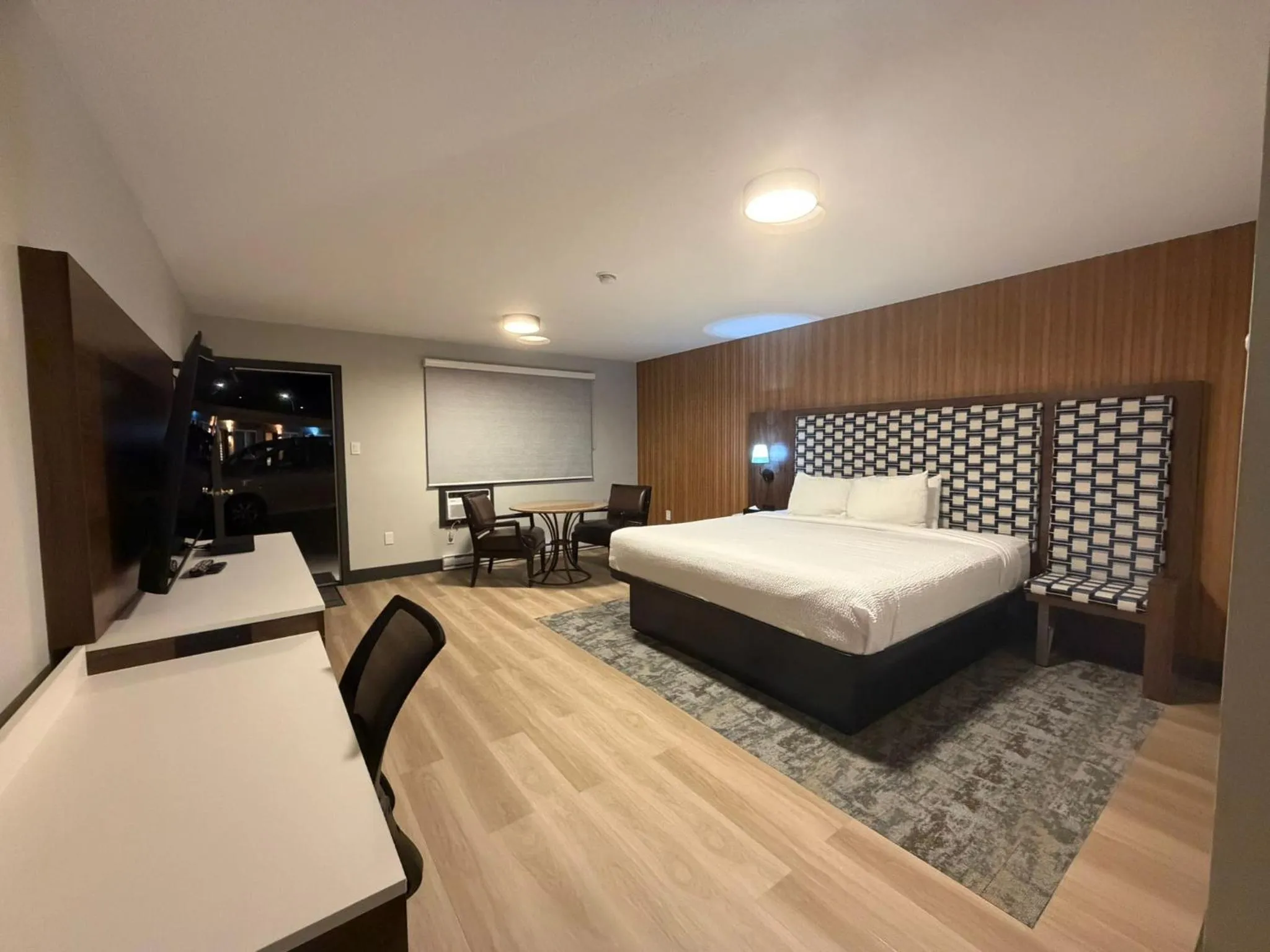 Bedroom, Bed in VIP Motel