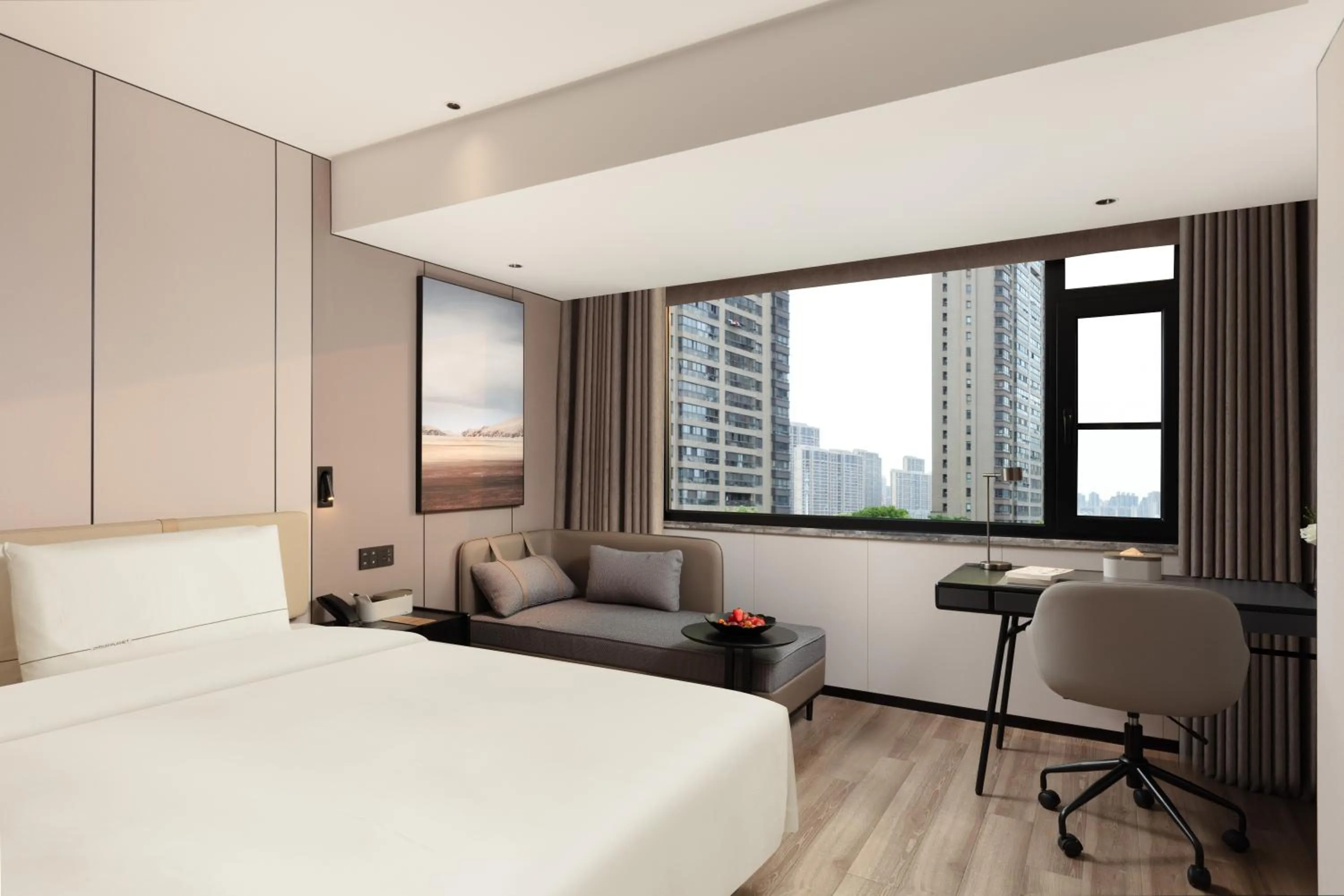 Bedroom, Bed in Atour Hotel New International Expo Center Longyang Road Shanghai