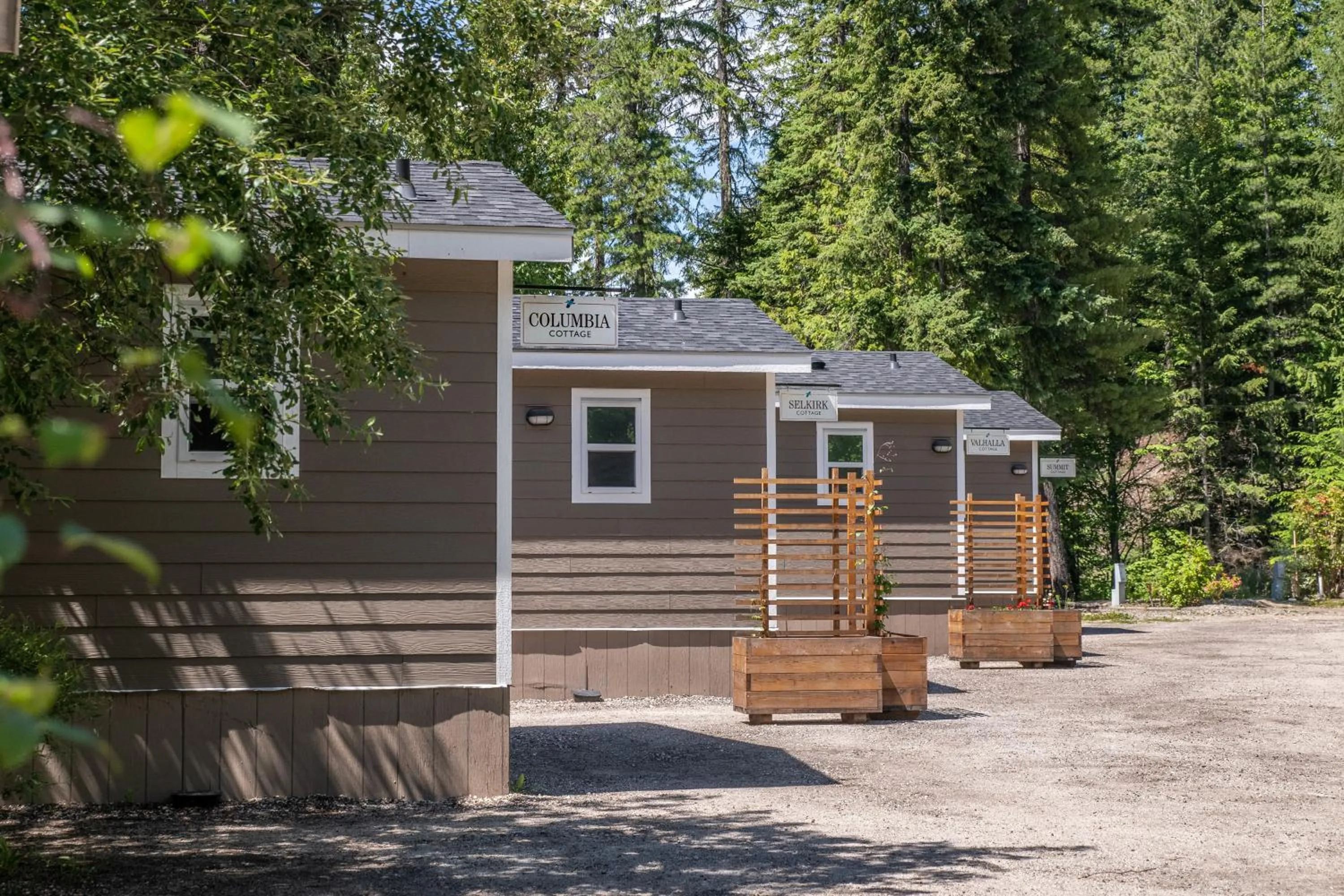 Property building in Halcyon Hot Springs Resort