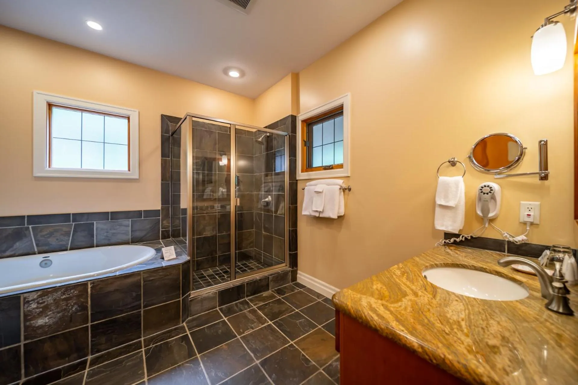 Shower in Halcyon Hot Springs Resort