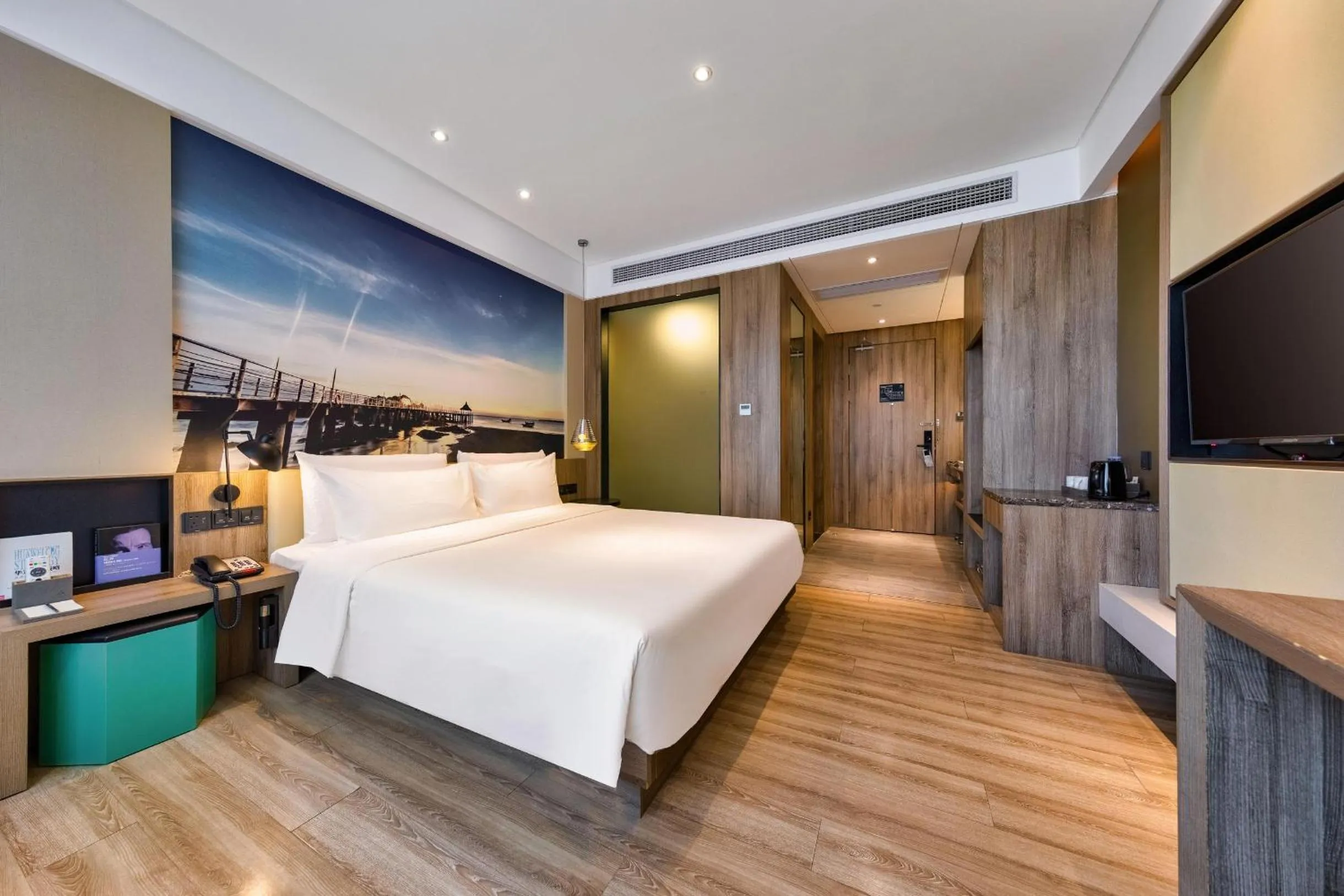 Bed in Atour Hotel High Speed Railway Station Maoming