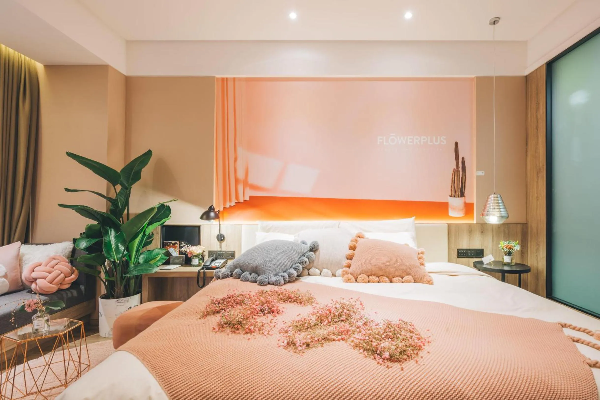 Bed in Atour Hotel Hongqiao Hub National Exhibition Center Shanghai