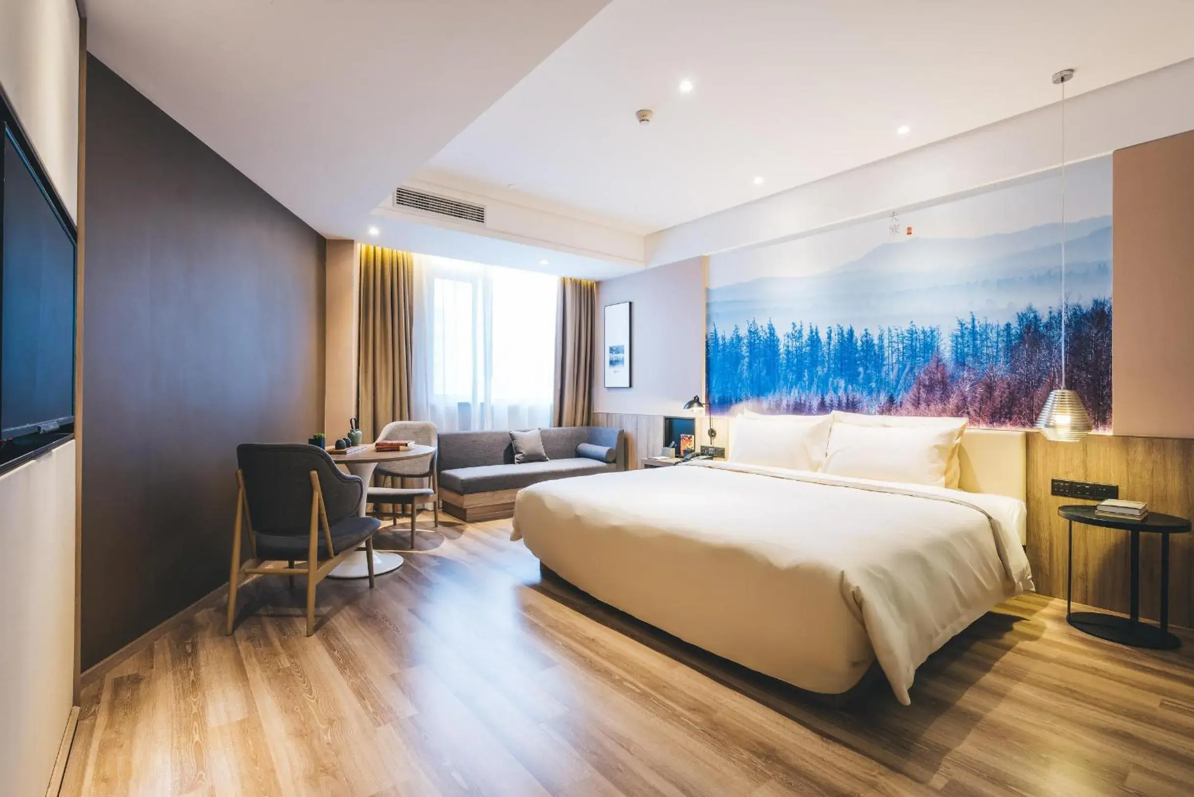 Bed in Atour Hotel Hongqiao Hub National Exhibition Center Shanghai Bed in Atour Hotel Hongqiao Hub National Exhibition Center Shanghai