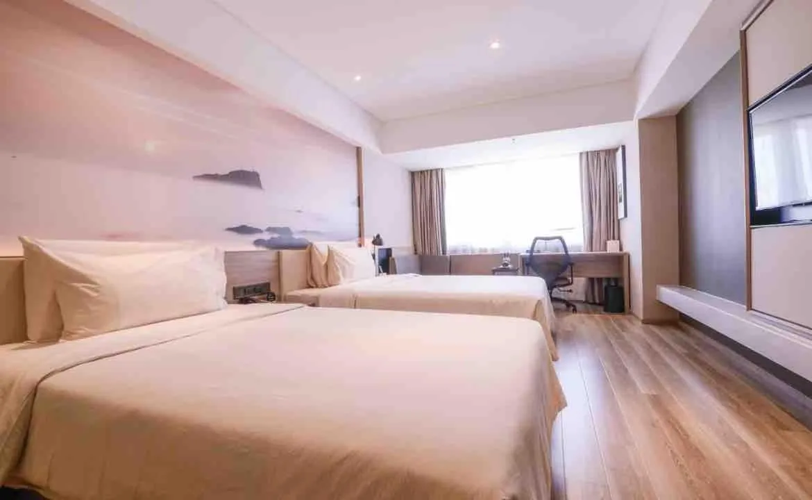 Bed in Atour Hotel Railway Station Dalian