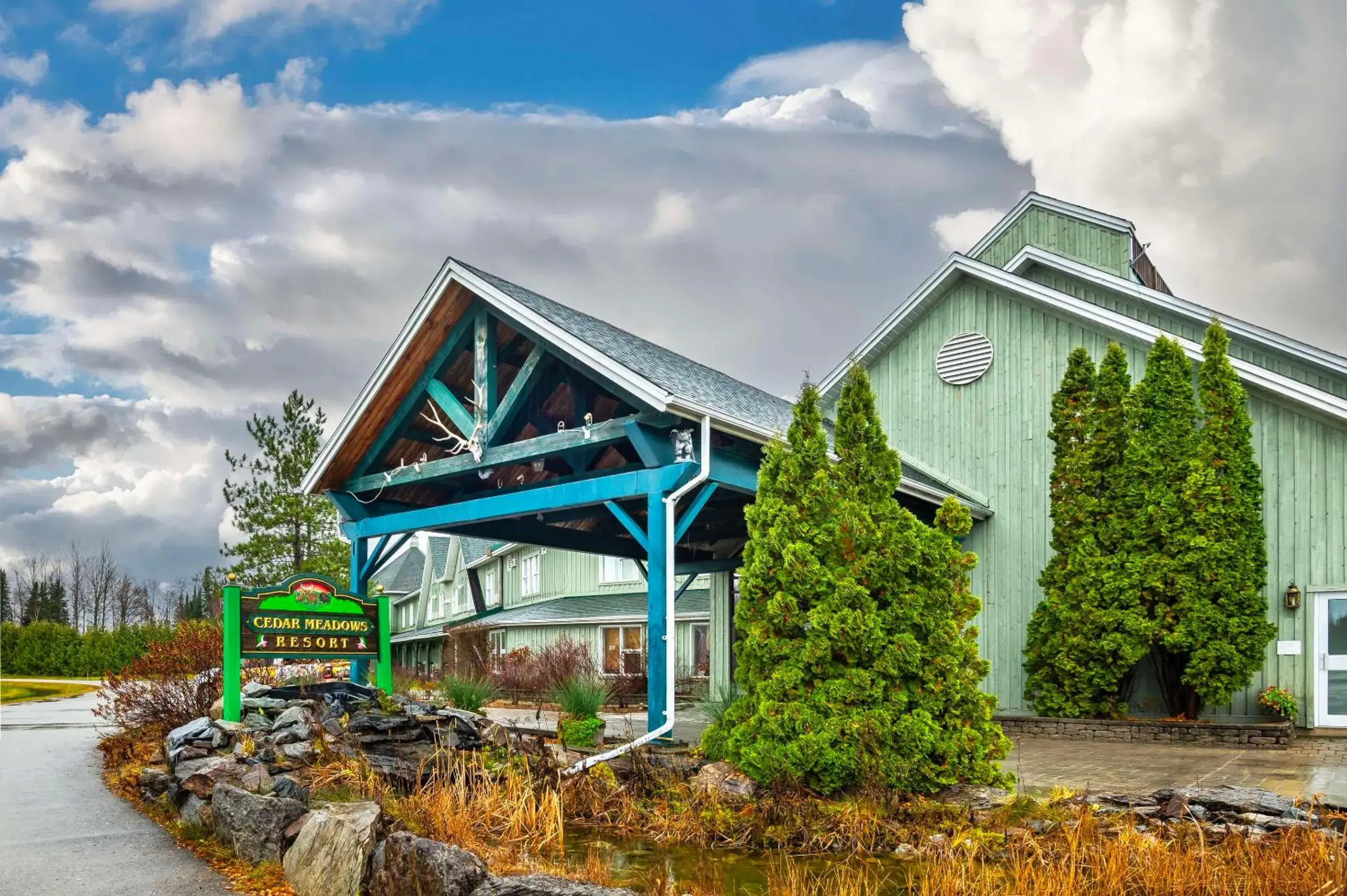 Property building in Cedar Meadows Resort & Spa, an Ascend Collection Resort Property building in Cedar Meadows Resort & Spa, an Ascend Collection Resort