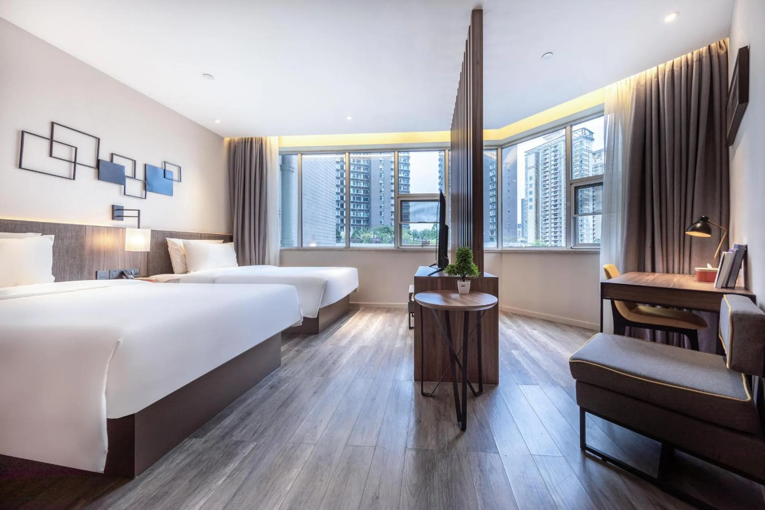 Bed in Atour Hotel X Nanshan Coastal City Shenzhen