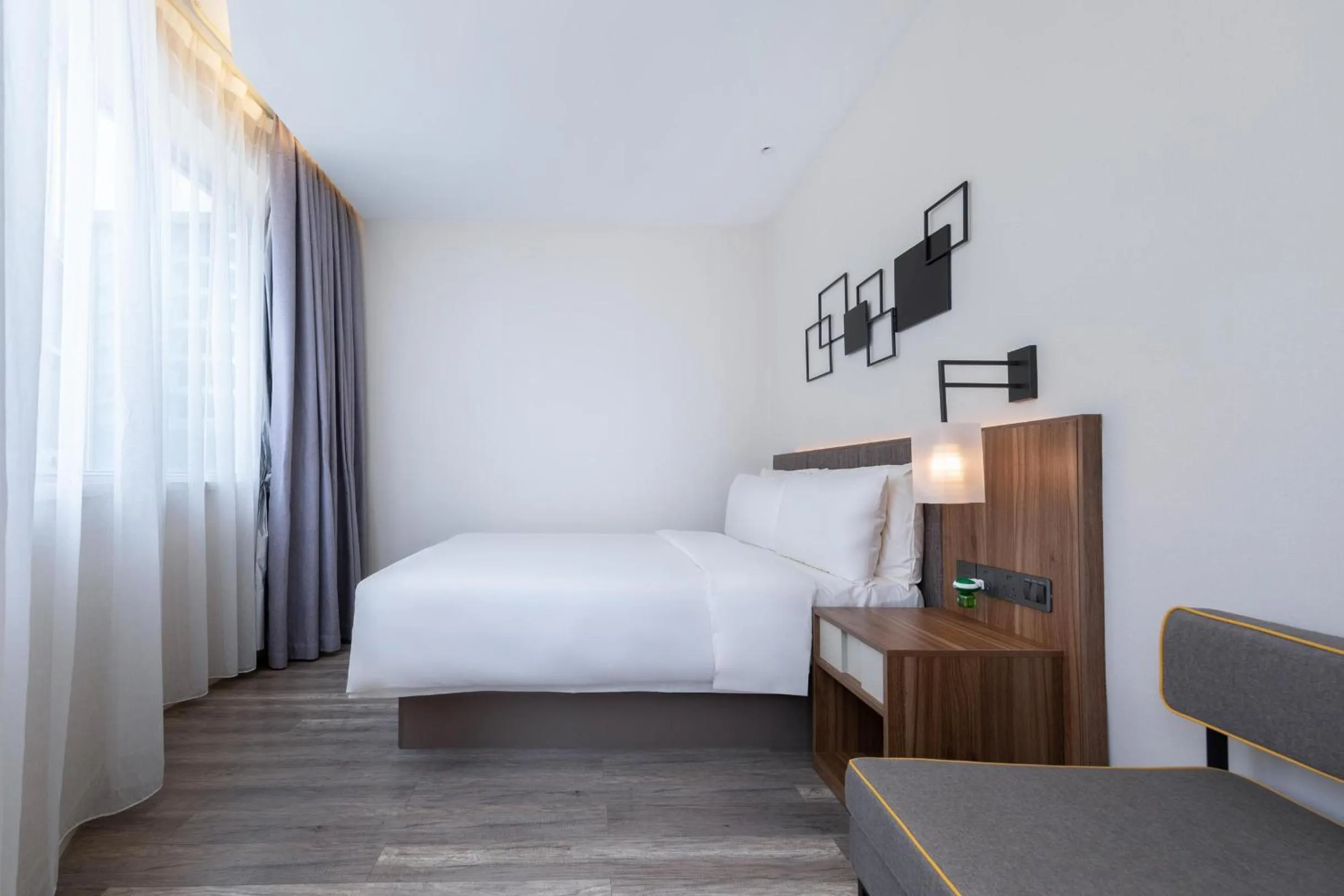 Bed in Atour Hotel X Nanshan Coastal City Shenzhen