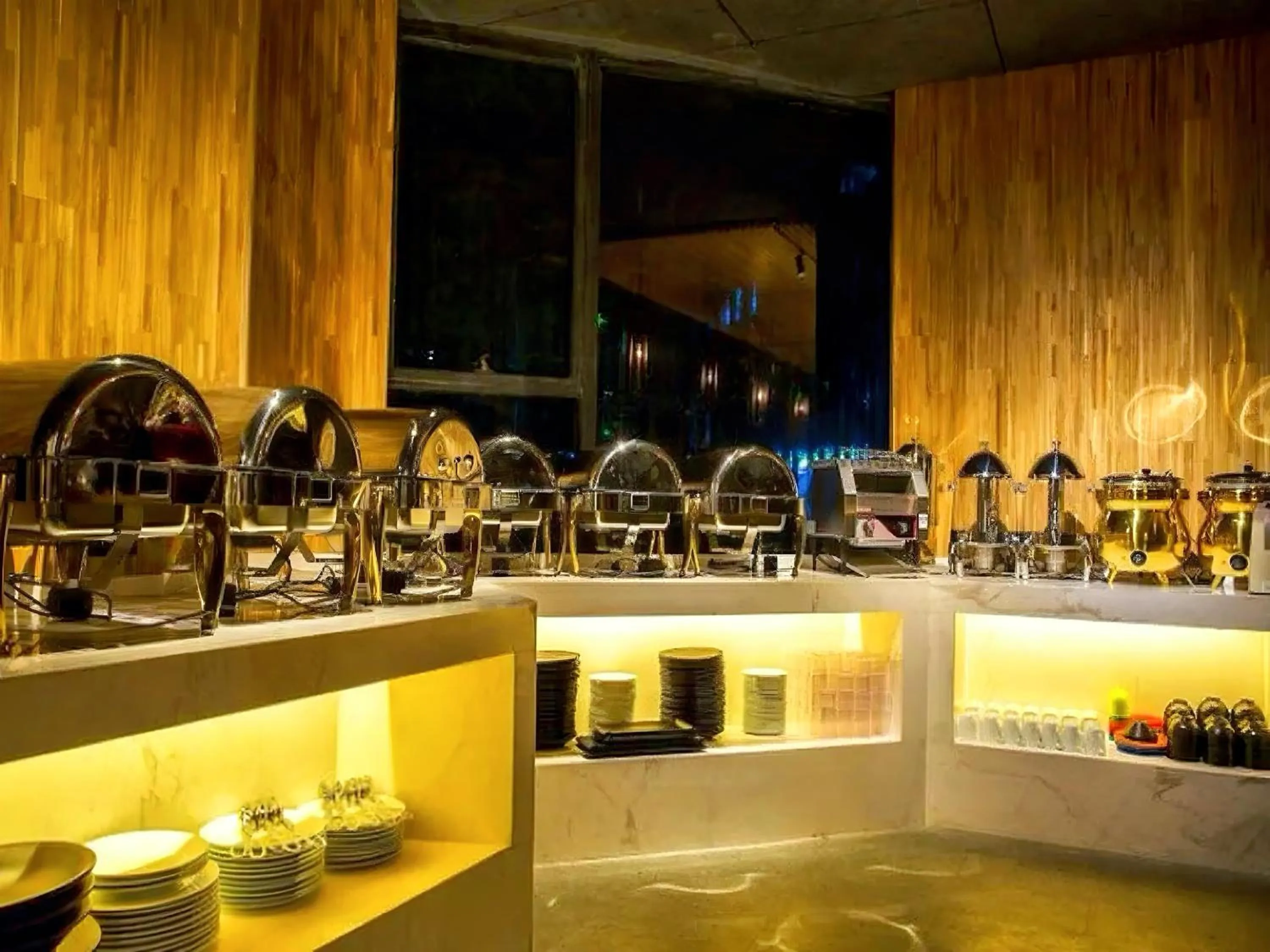 Restaurant/places to eat in Atour Hotel Canal Hangzhou