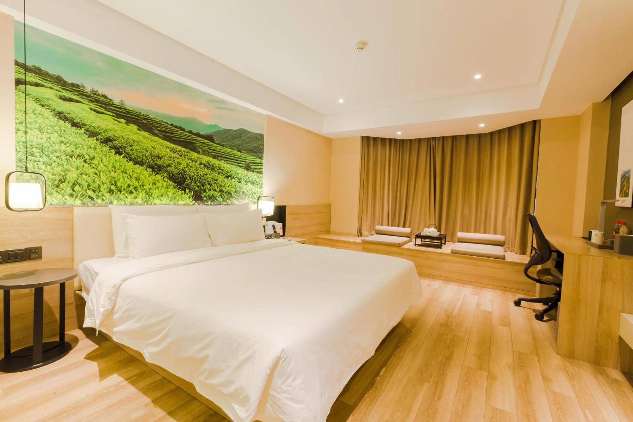 Bed in Atour Hotel Hailian Fuzhou