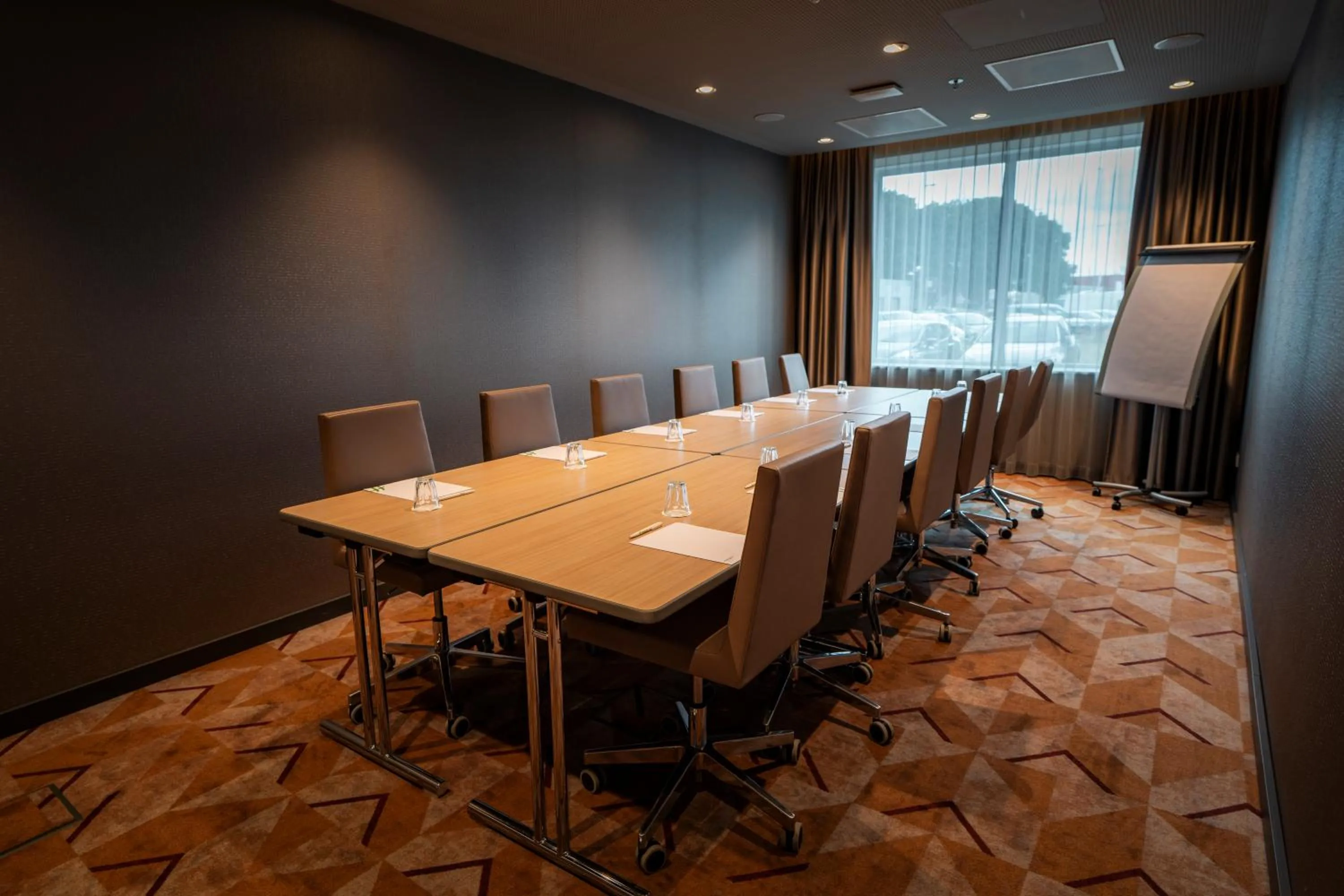 Meeting/conference room in Holiday Inn - Eindhoven Airport by IHG
