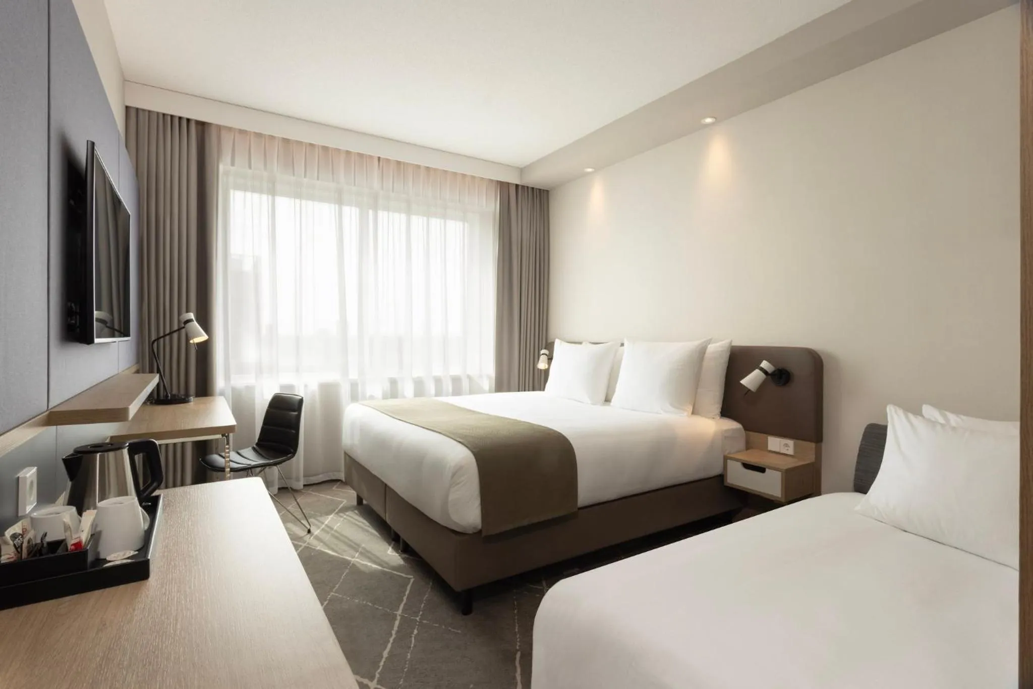 Photo of the whole room, Bed in Holiday Inn - Eindhoven Airport by IHG