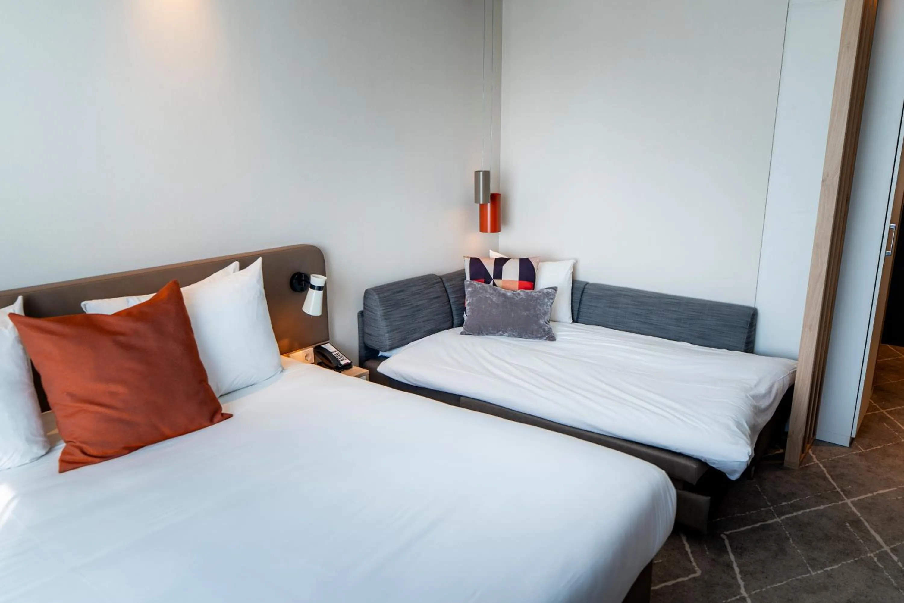 Photo of the whole room, Bed in Holiday Inn - Eindhoven Airport by IHG