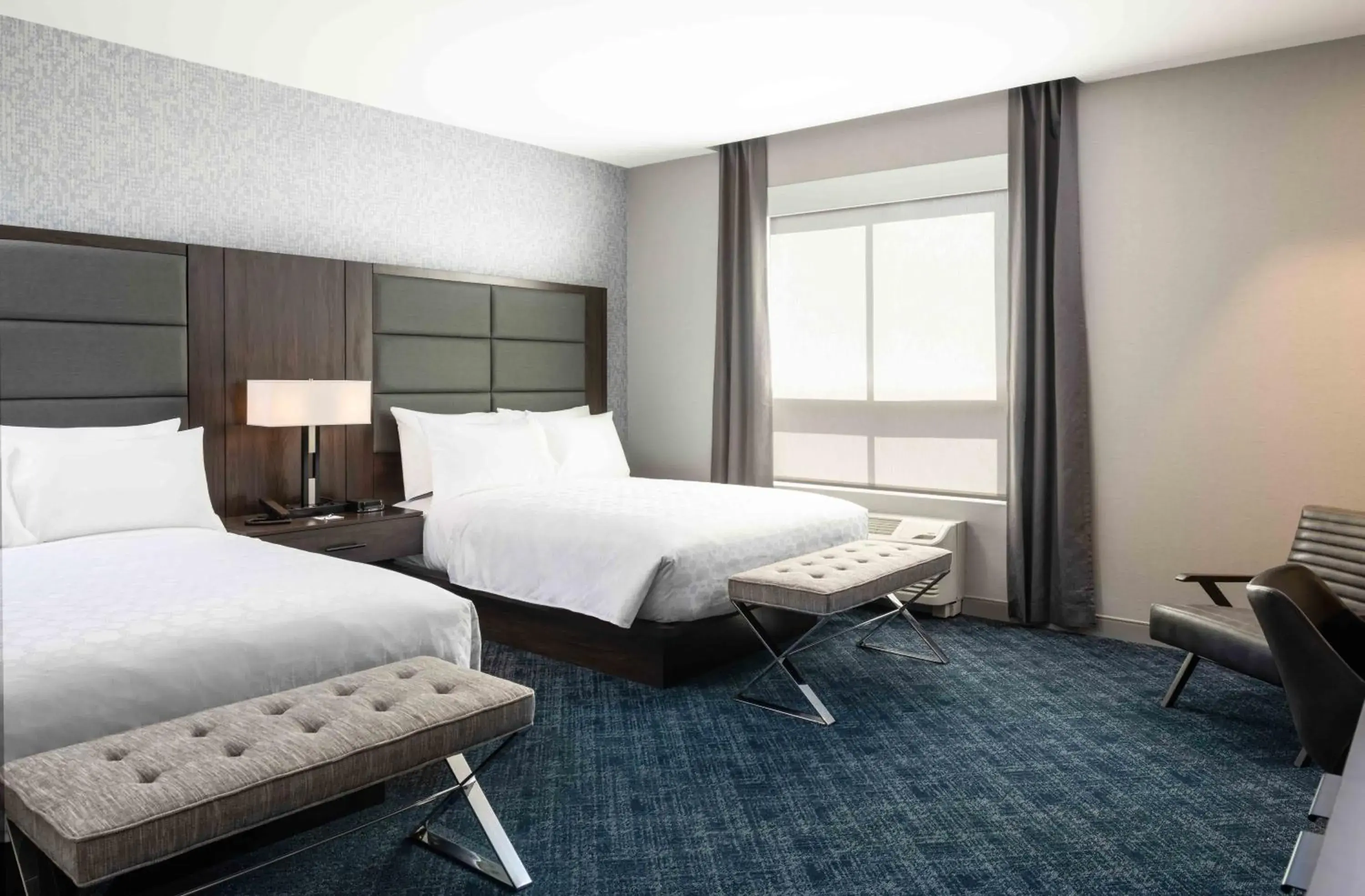 Queen Room with Two Queen Beds - Mobility Access Tub/Non-Smoking in Holiday Inn Express - Boston South - Quincy by IHG Queen Room with Two Queen Beds - Mobility Access Tub/Non-Smoking in Holiday Inn Express - Boston South - Quincy by IHG