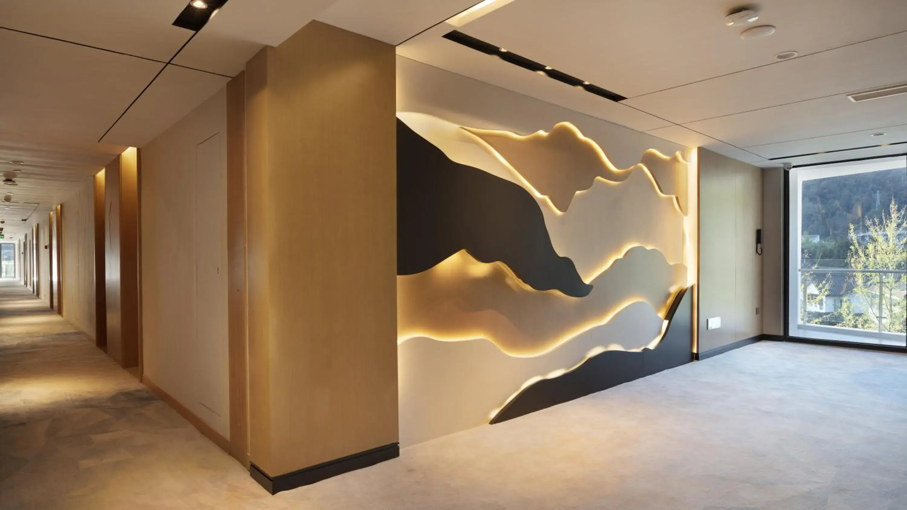 Lobby or reception in Holiday Inn Express Qiliping by IHG Lobby or reception in Holiday Inn Express Qiliping by IHG