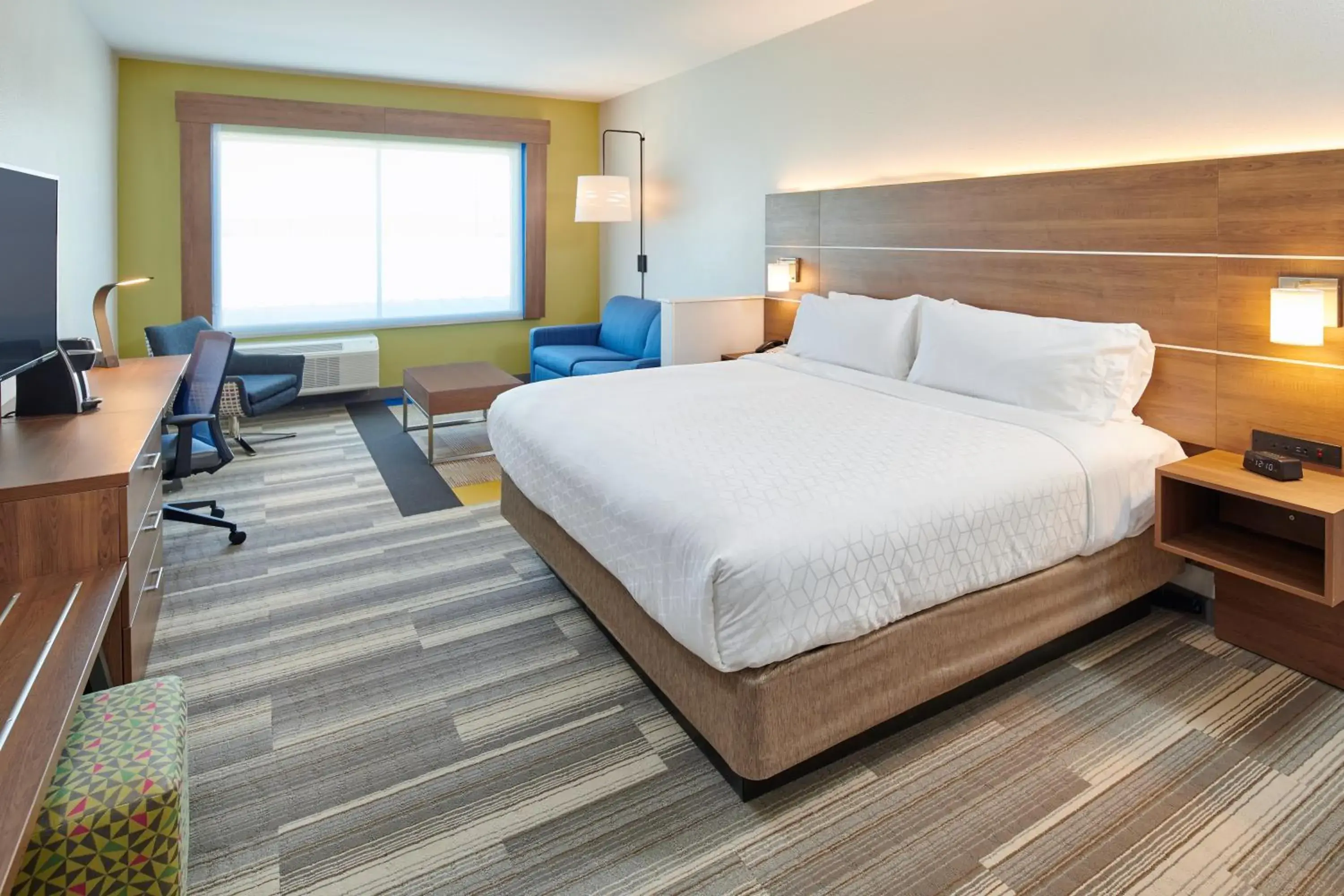 Bedroom, Bed in Holiday Inn Express & Suites El Paso - Sunland Park Area by IHG Bedroom, Bed in Holiday Inn Express & Suites El Paso - Sunland Park Area by IHG