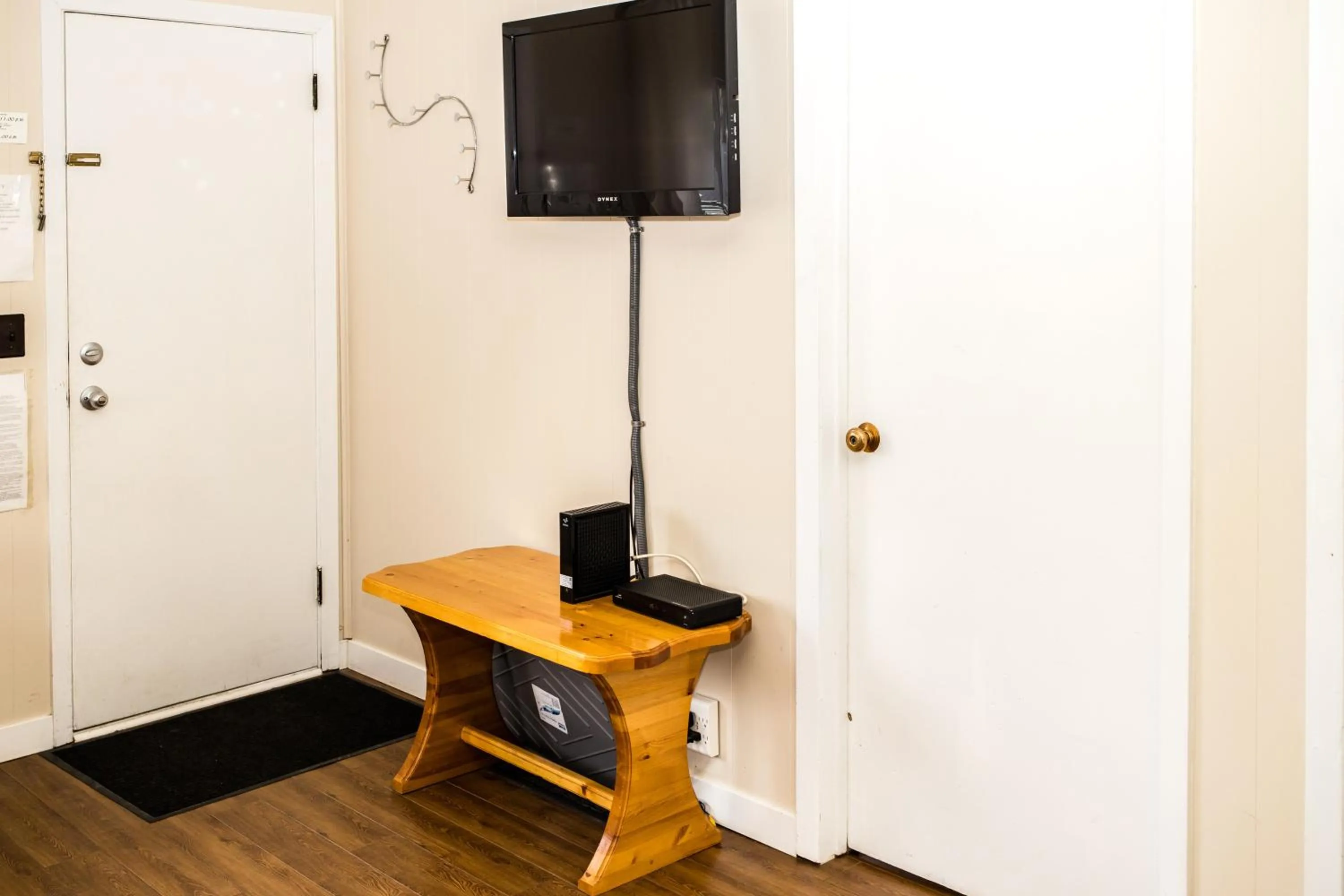 TV and multimedia in Crescent Motel