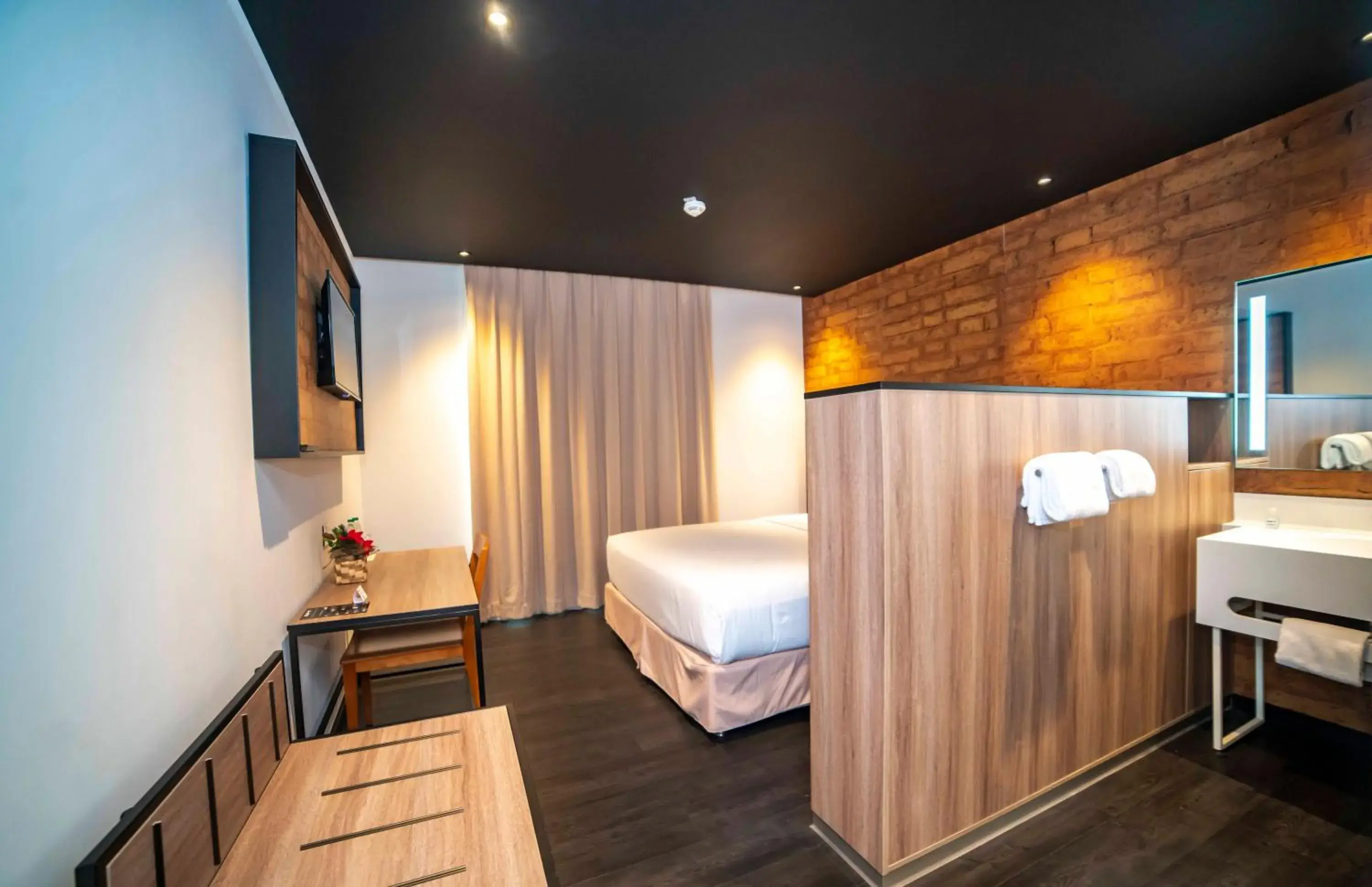 Bed in ONOMO Hotel Douala Bed in ONOMO Hotel Douala