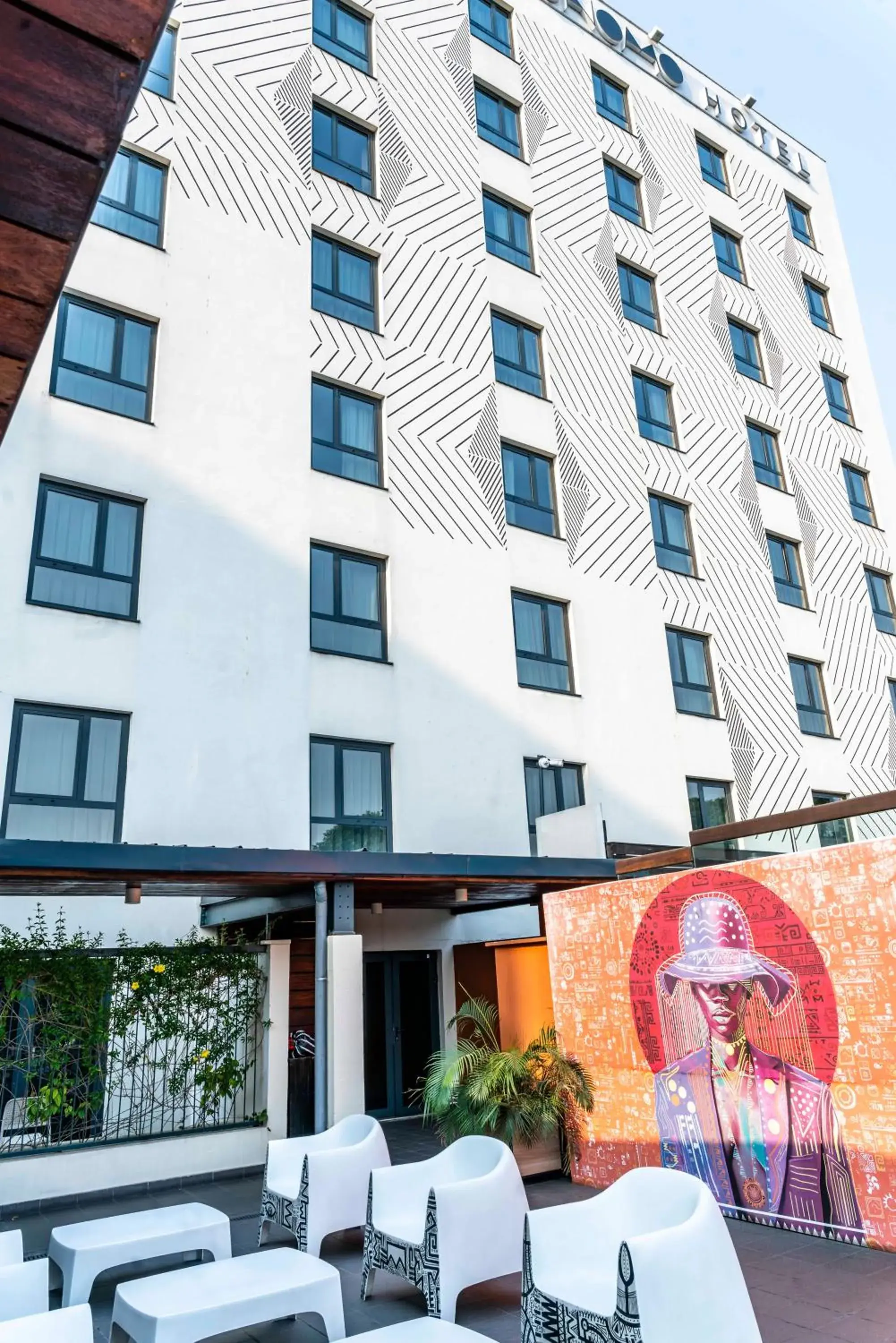 Property building in ONOMO Hotel Douala Property building in ONOMO Hotel Douala